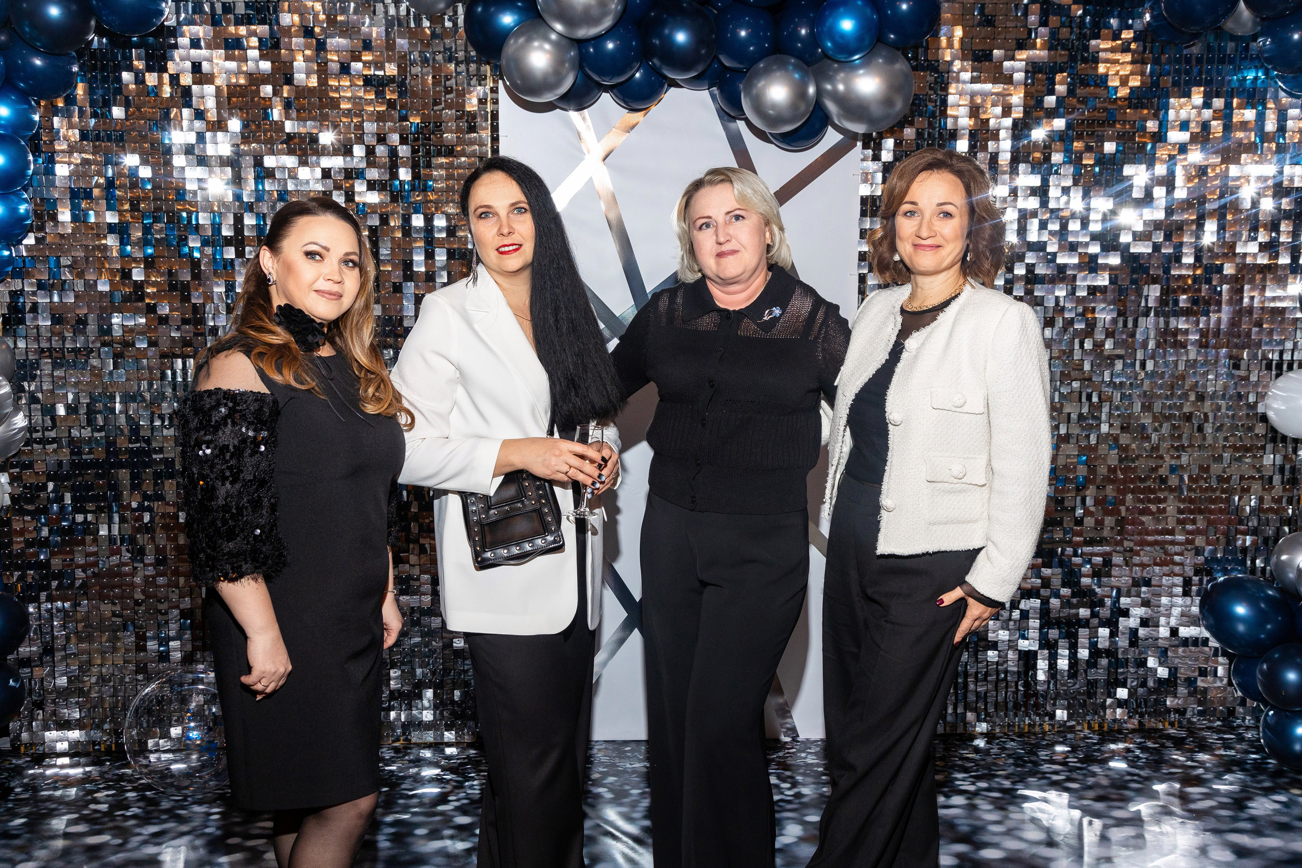 Новогодний корпоратив. Профессиональный интерьерный и репортажный фотограф Минск и РБ. Максим Орлов