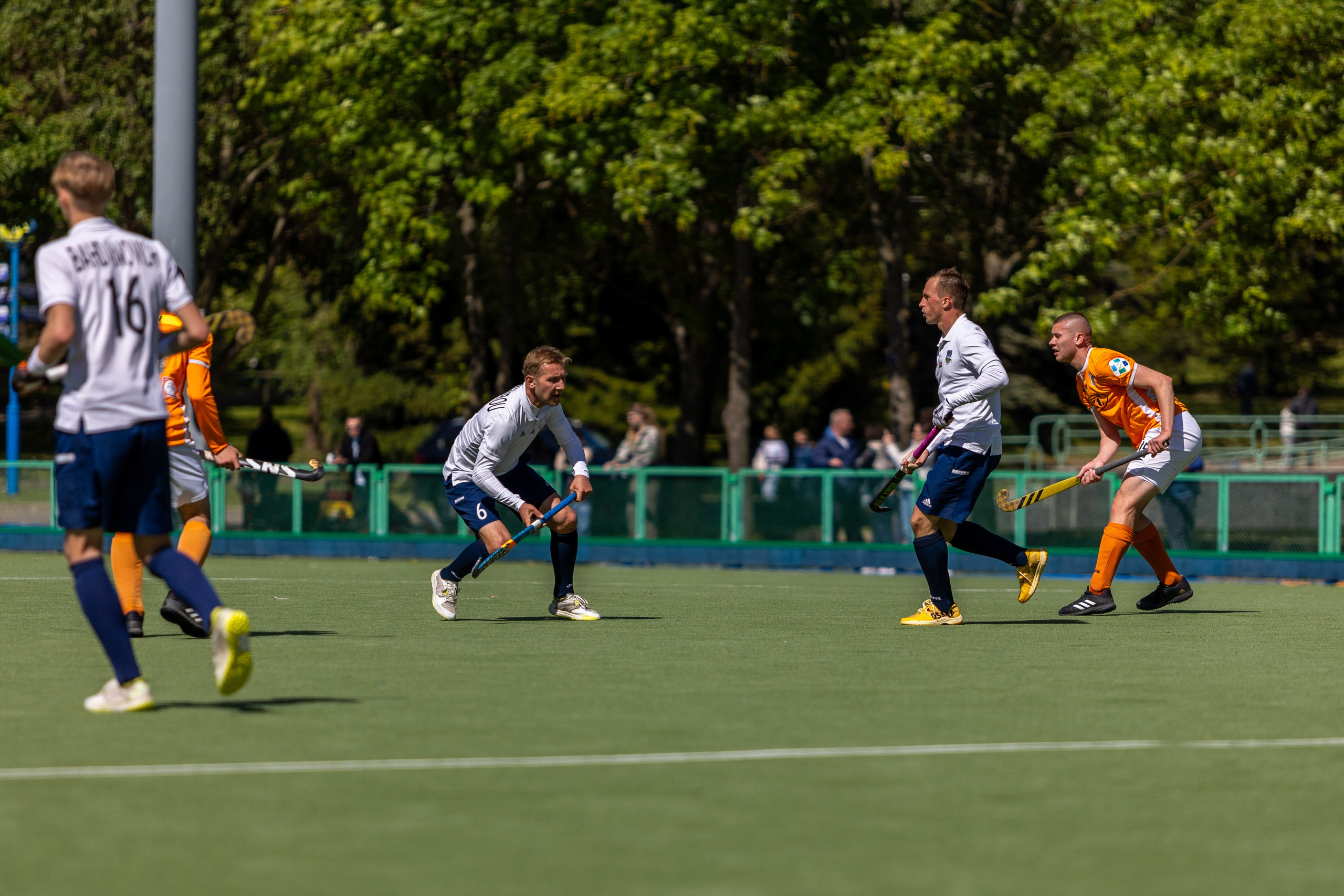 Хоккей на траве. ХК Минск — СК Строитель 12.05.2024. Профессиональный интерьерный и репортажный фотограф Минск и РБ. Максим Орлов