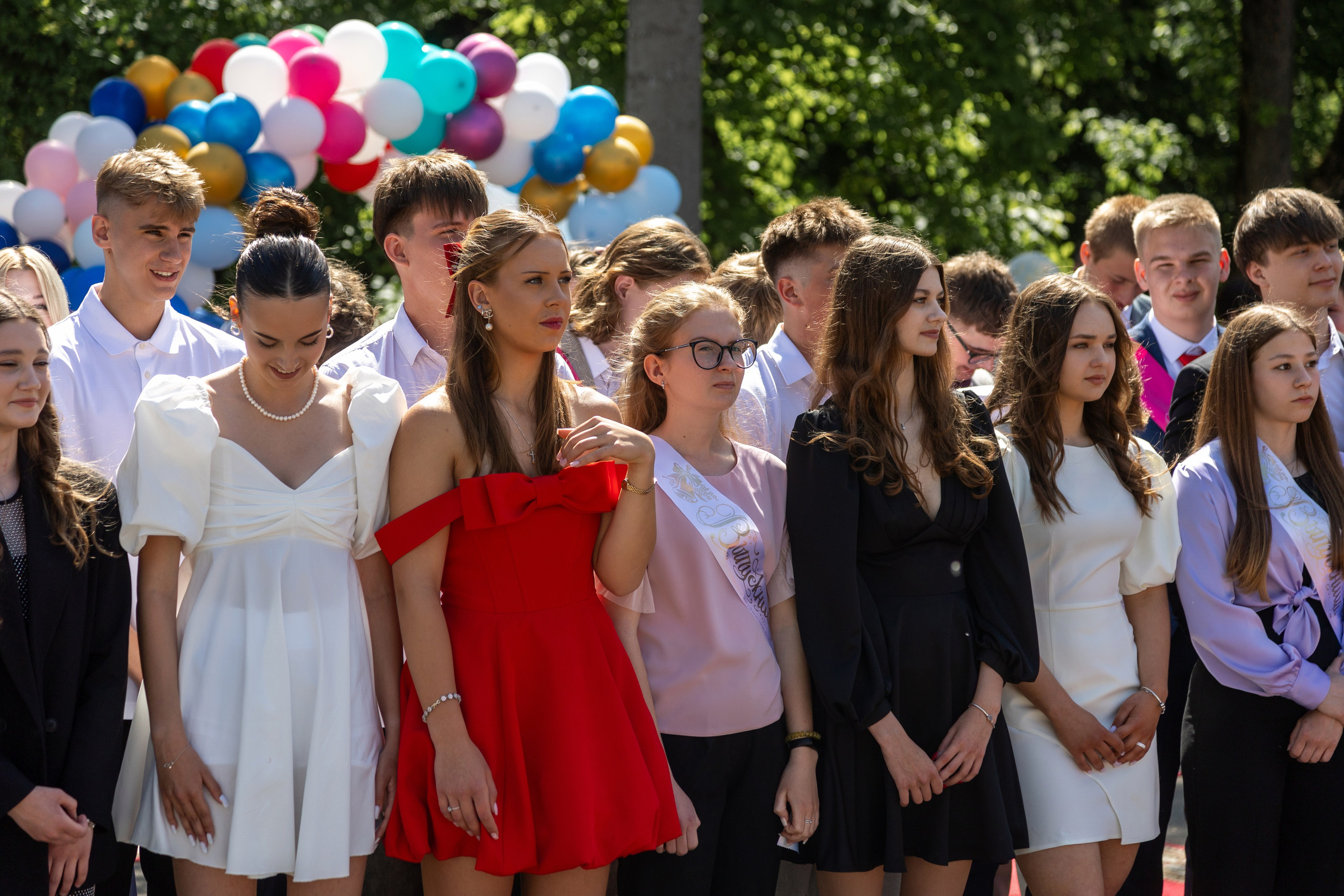 Школа 47. Последний звонок. Профессиональный интерьерный и репортажный фотограф Минск и РБ. Максим Орлов
