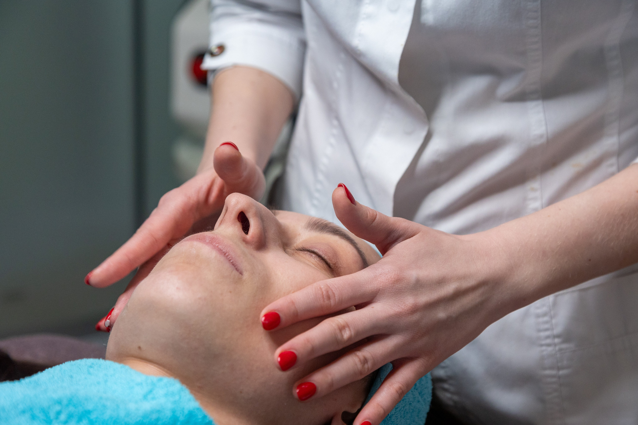 Реклама салона красоты «Манго». Профессиональный интерьерный и репортажный фотограф Минск и РБ. Максим Орлов