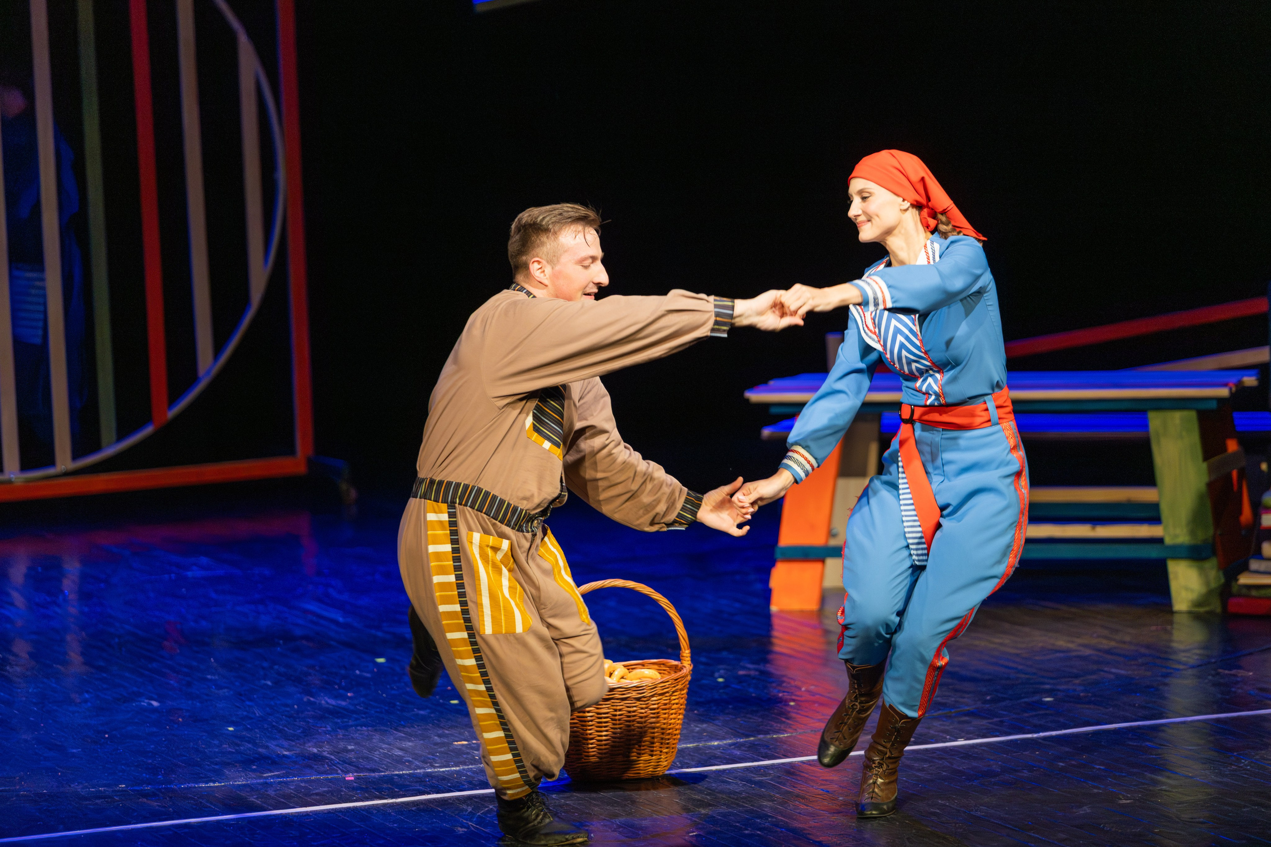 Квадратура круга. Профессиональный интерьерный и репортажный фотограф Минск и РБ. Максим Орлов