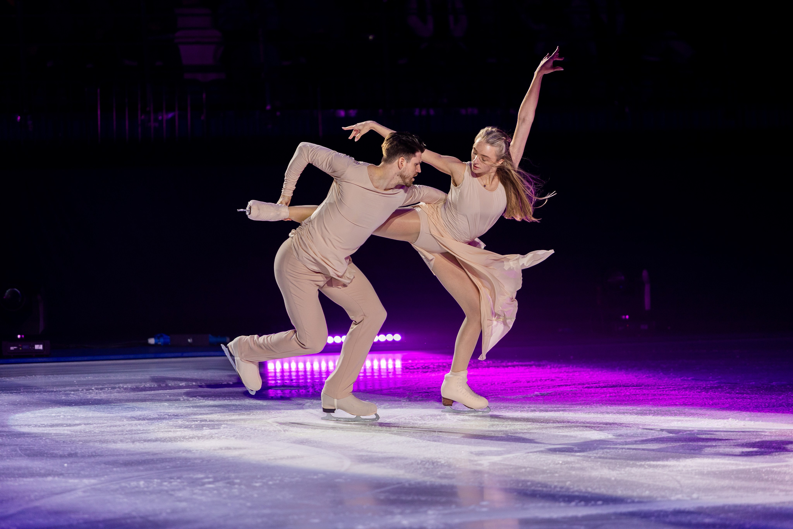 Ледовое шоу Ильи Авербуха 30.03.2024. Профессиональный интерьерный и репортажный фотограф Минск и РБ. Максим Орлов