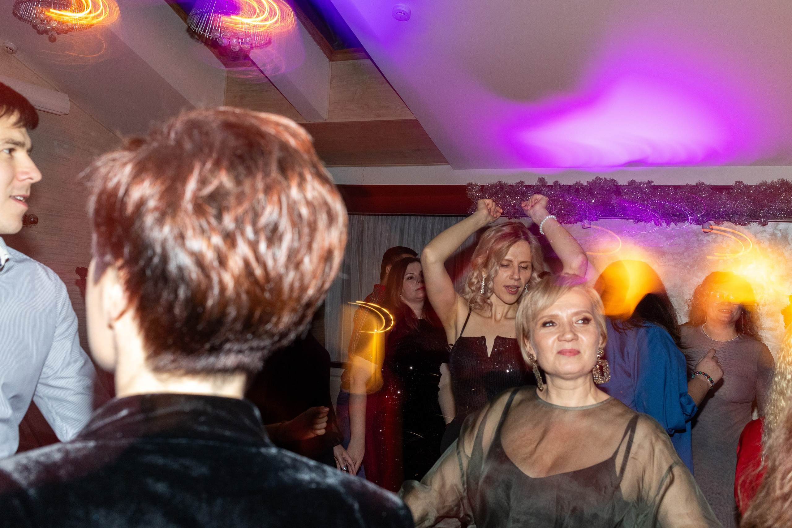 Новогодний корпоратив. Профессиональный интерьерный и репортажный фотограф Минск и РБ. Максим Орлов