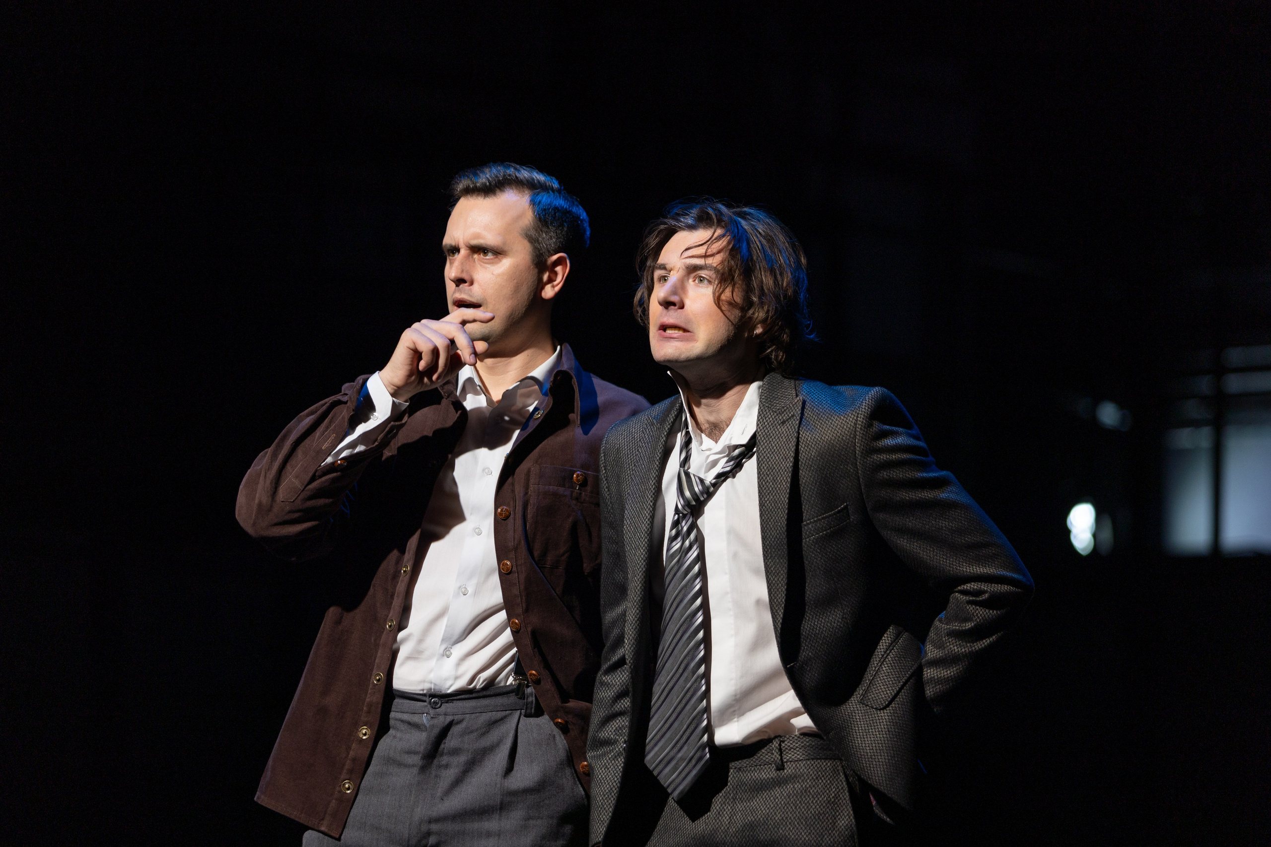 Новый театр «Плачу за любовь». Профессиональный интерьерный и репортажный фотограф Минск и РБ. Максим Орлов