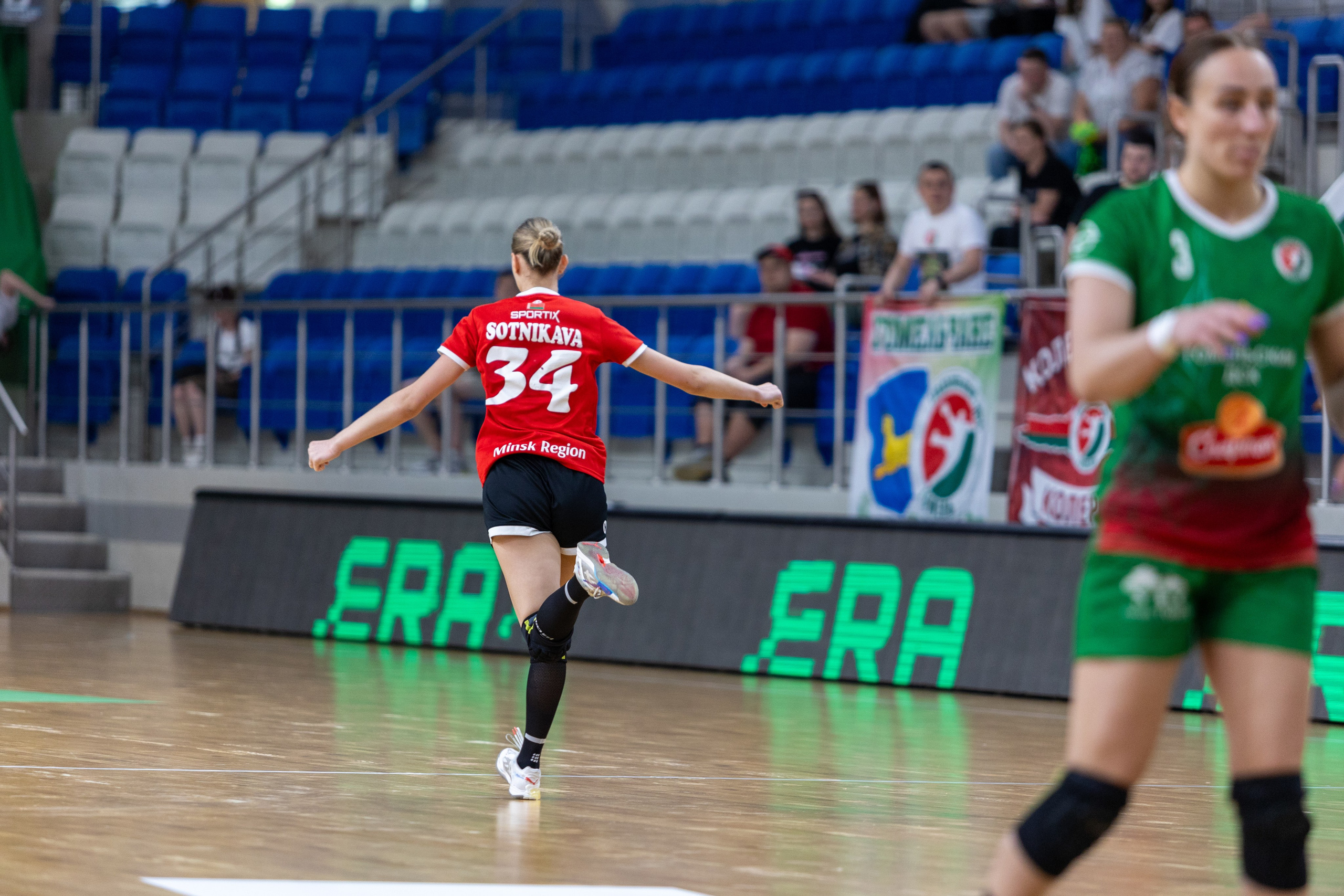 Гандбол. Финал. БНТУ — Гомель. 25.05.2024. Профессиональный интерьерный и репортажный фотограф Минск и РБ. Максим Орлов