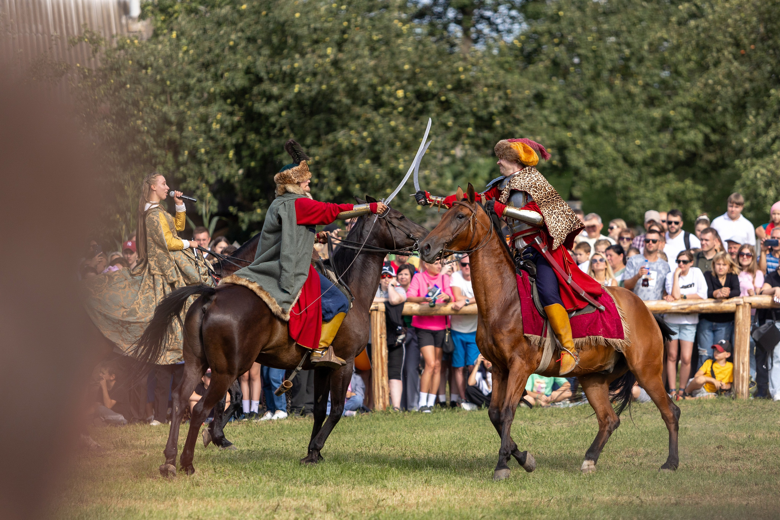 Рыцарский фест. Мстиславль. Профессиональный интерьерный и репортажный фотограф Минск и РБ. Максим Орлов