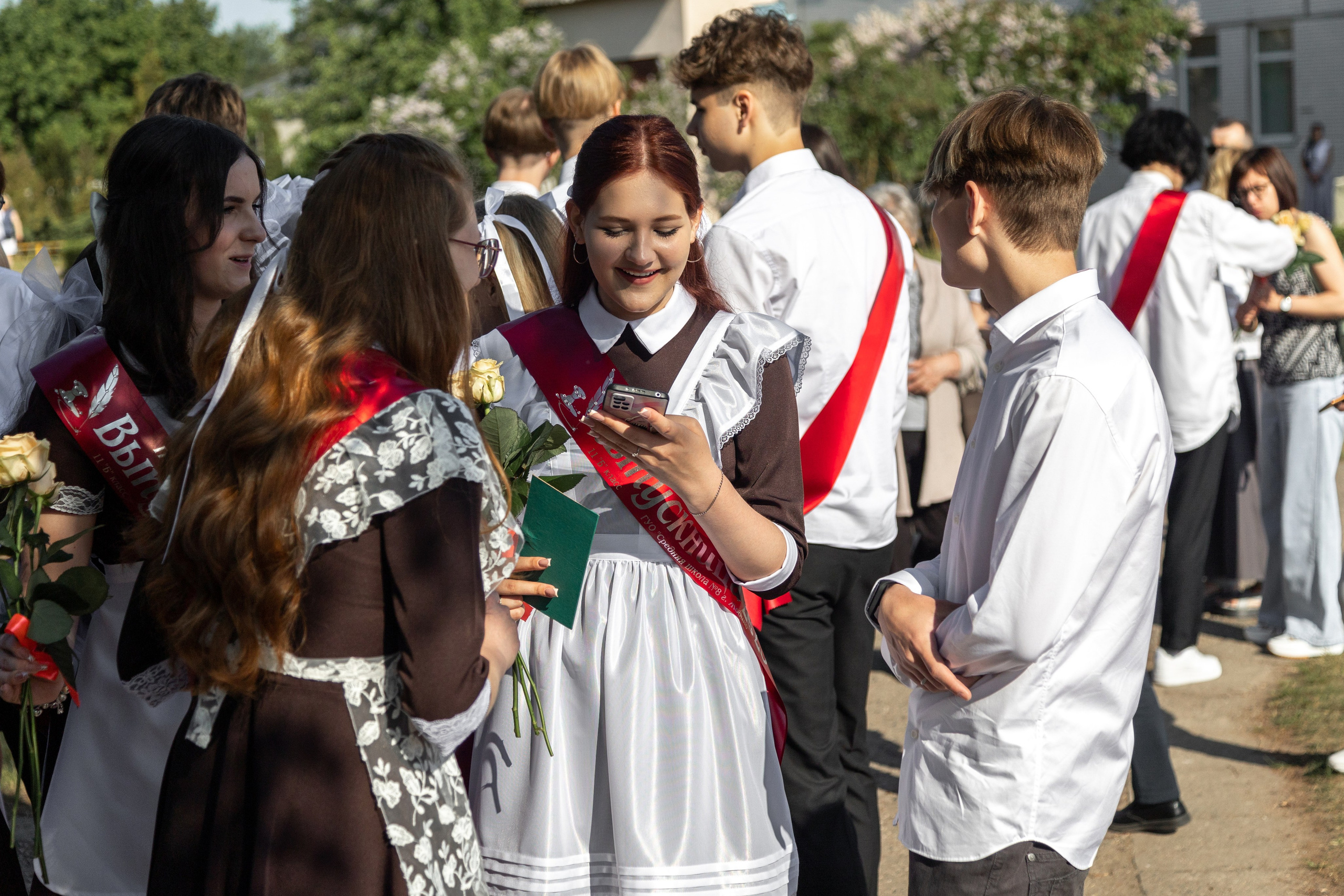 Выпускной в Жодино 2023. Профессиональный интерьерный и репортажный фотограф Минск и РБ. Максим Орлов