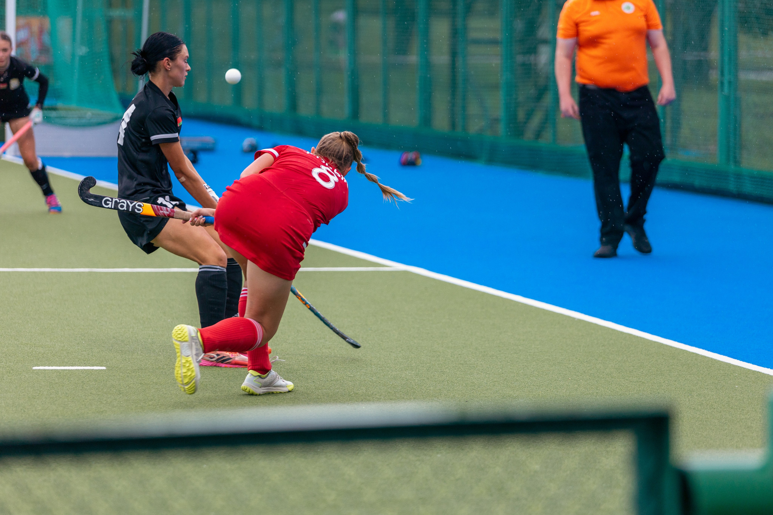 Хоккей на траве. Девушки. ХК Минск — ХК Виктория (Смолевичи) 10.06.2024. Профессиональный интерьерный и репортажный фотограф Минск и РБ. Максим Орлов