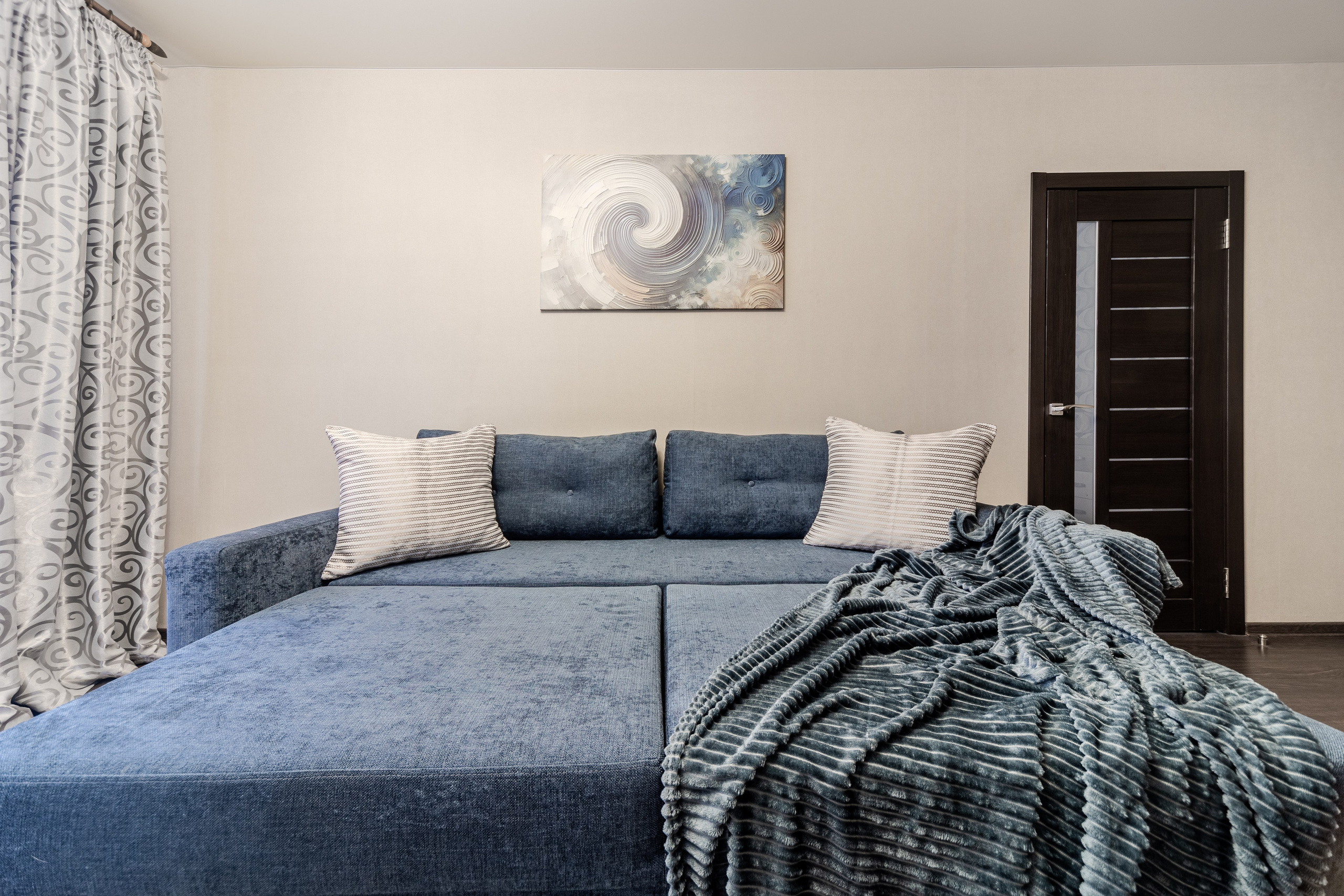 Пр. Независимости 52. Профессиональный интерьерный и репортажный фотограф Минск и РБ. Максим Орлов