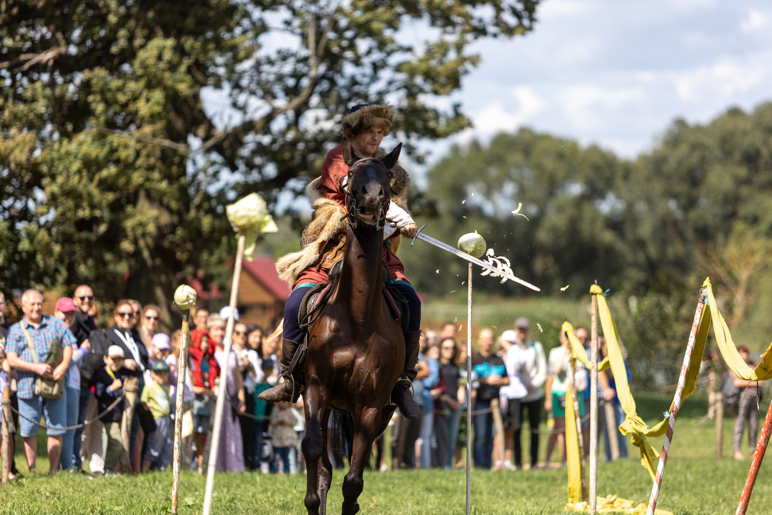Ежегодный фестиваль средневековья в Дукоре. Профессиональный интерьерный и репортажный фотограф Минск и РБ. Максим Орлов