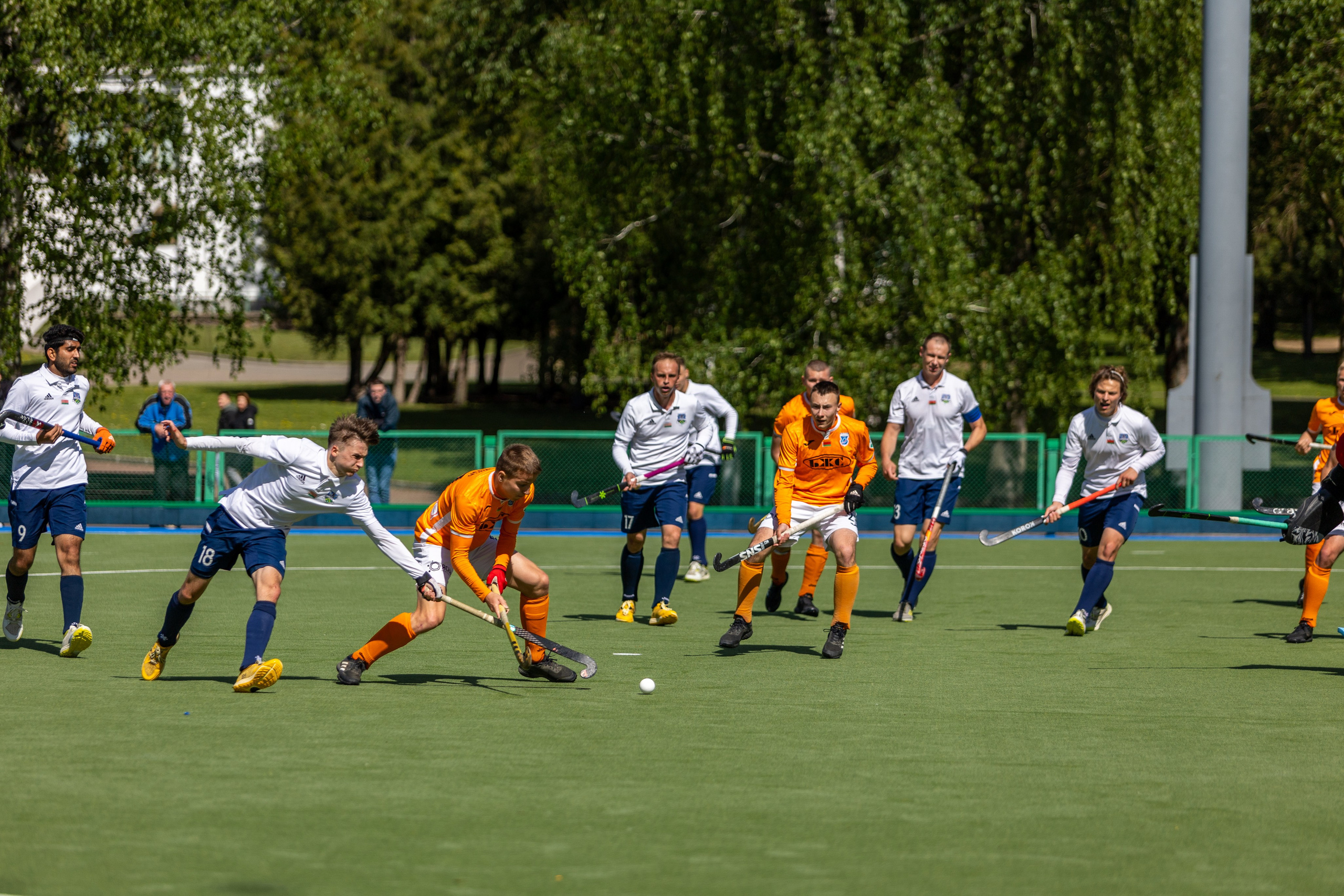 Хоккей на траве. ХК Минск — СК Строитель 12.05.2024. Профессиональный интерьерный и репортажный фотограф Минск и РБ. Максим Орлов