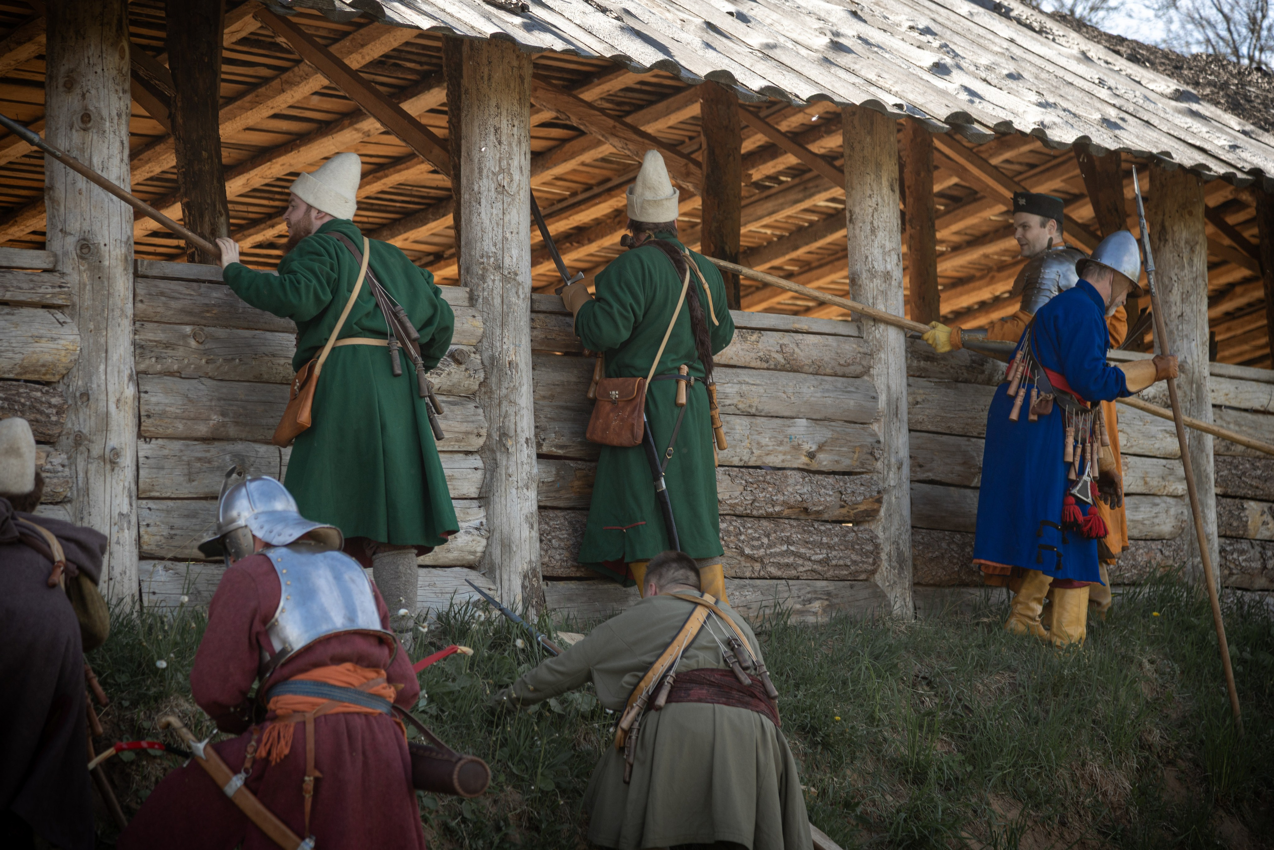 Золотая шпора. Огнем и мечем. День второй. Вылазка в лес. Штурм фортеции. Княжеский пир. Профессиональный интерьерный и репортажный фотограф Минск и РБ. Максим Орлов