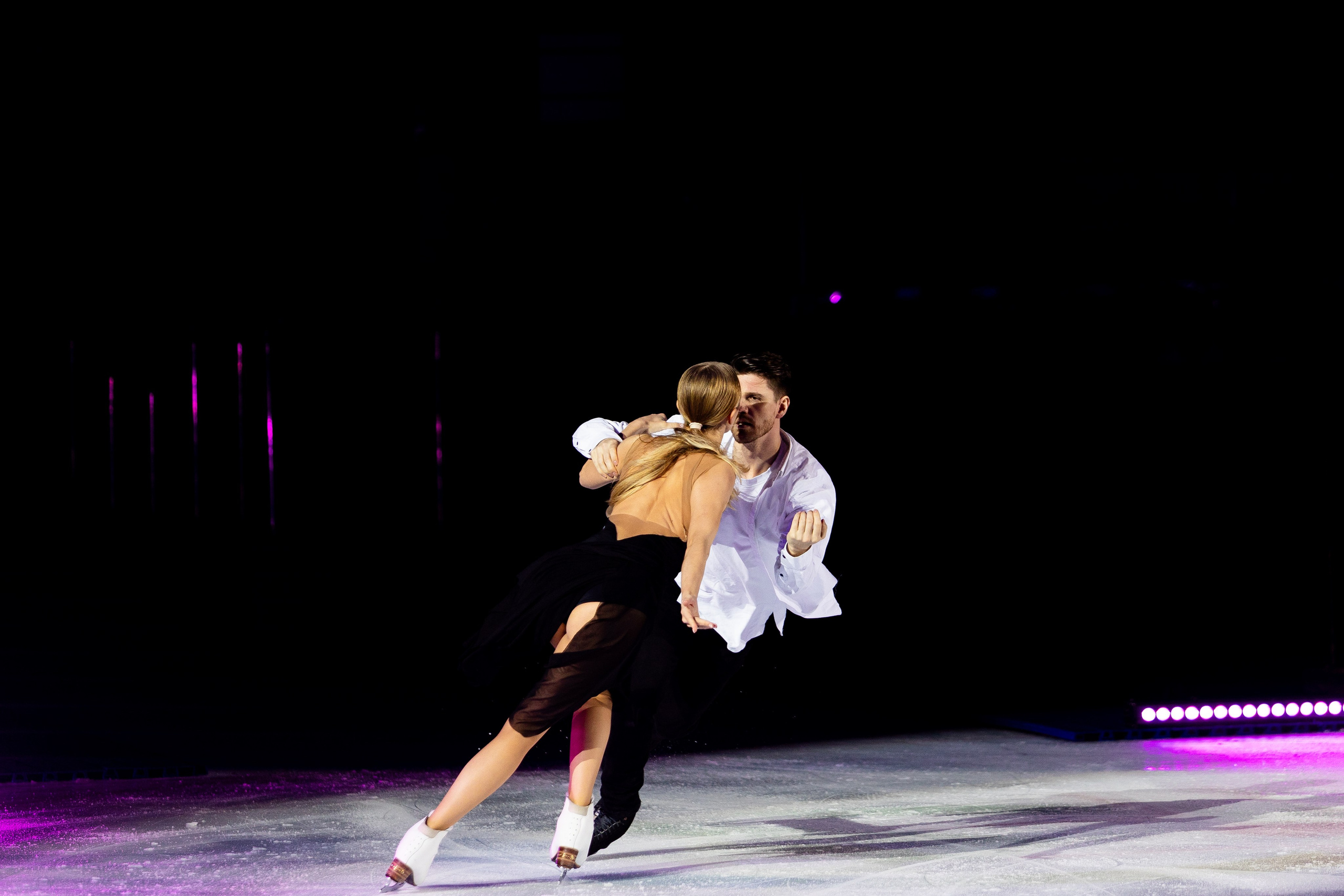 Ледовое шоу Ильи Авербуха 30.03.2024. Профессиональный интерьерный и репортажный фотограф Минск и РБ. Максим Орлов