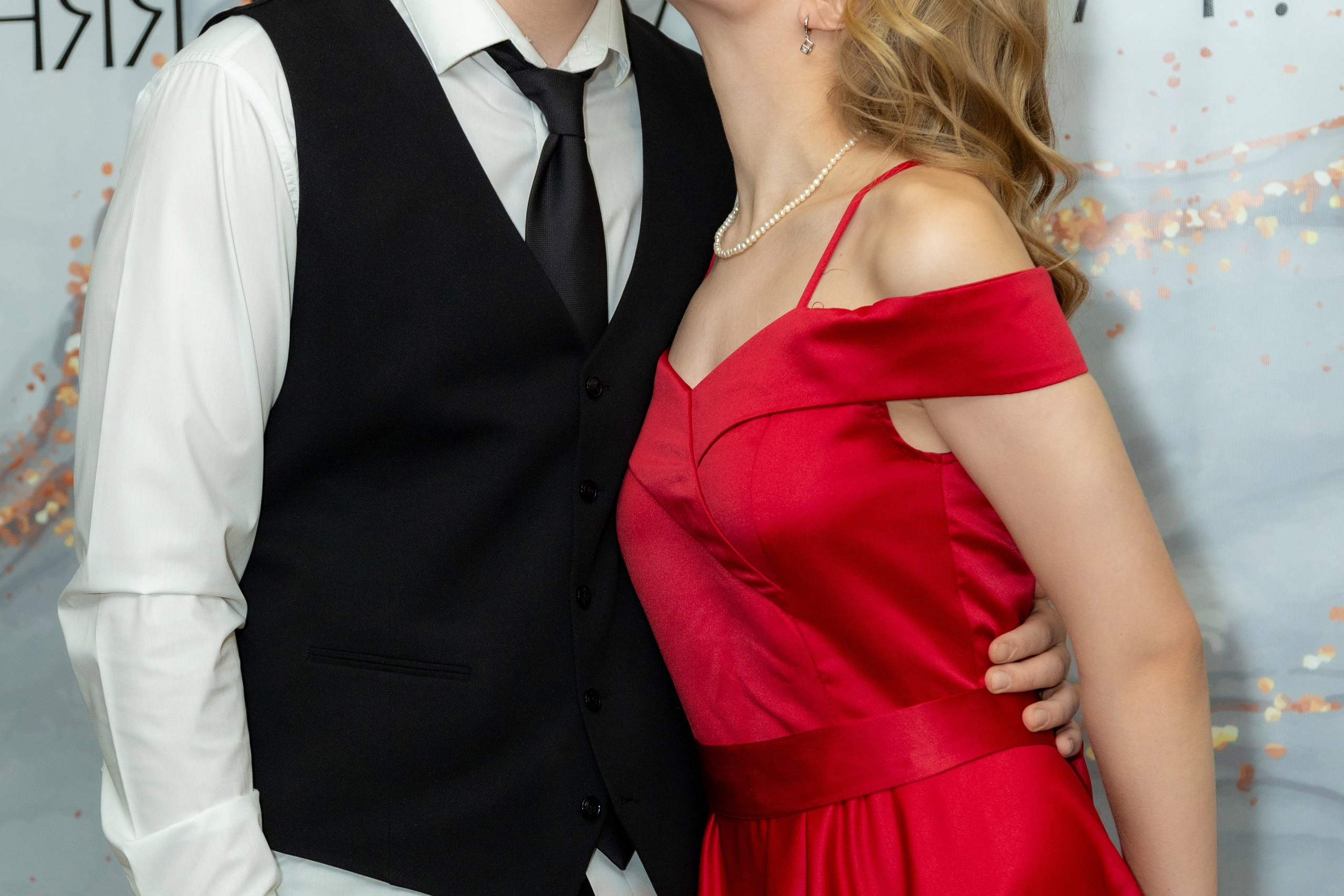 Вручение дипломов. 47 школа. Профессиональный интерьерный и репортажный фотограф Минск и РБ. Максим Орлов