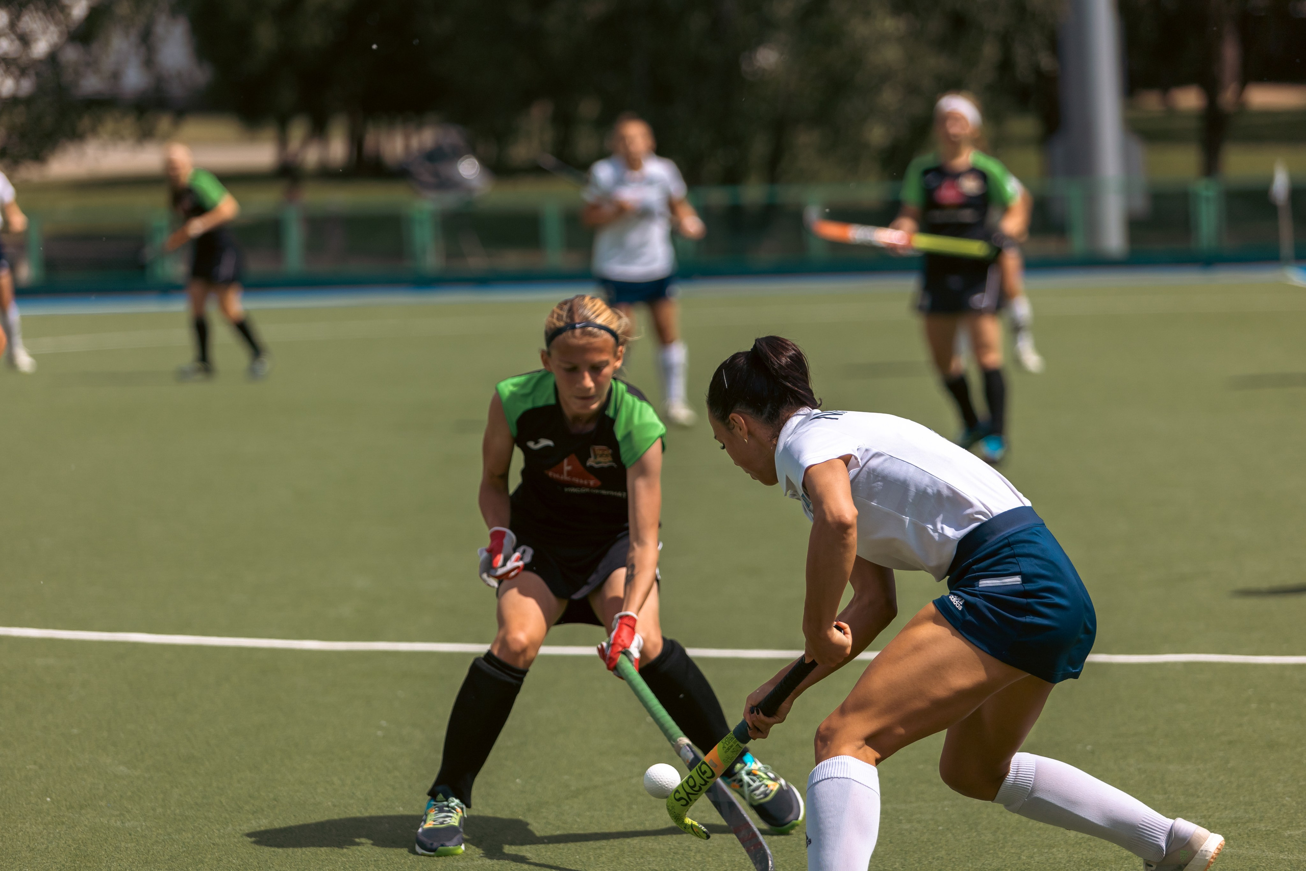 Хоккей на траве. Девушки. Минск — Текстильщик 29.052024. Профессиональный интерьерный и репортажный фотограф Минск и РБ. Максим Орлов