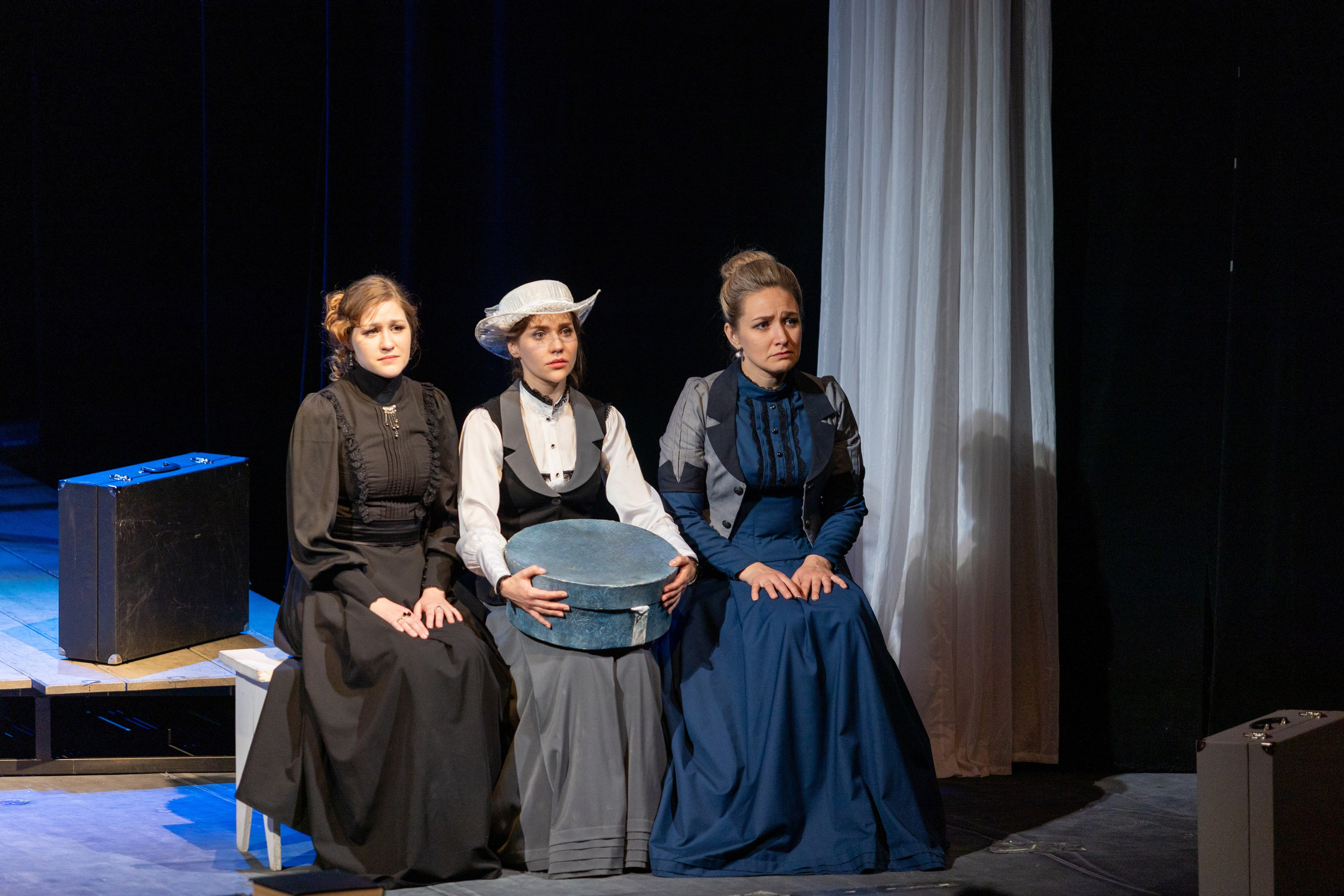 Театр белорусской армии «Три сестры». Профессиональный интерьерный и репортажный фотограф Минск и РБ. Максим Орлов