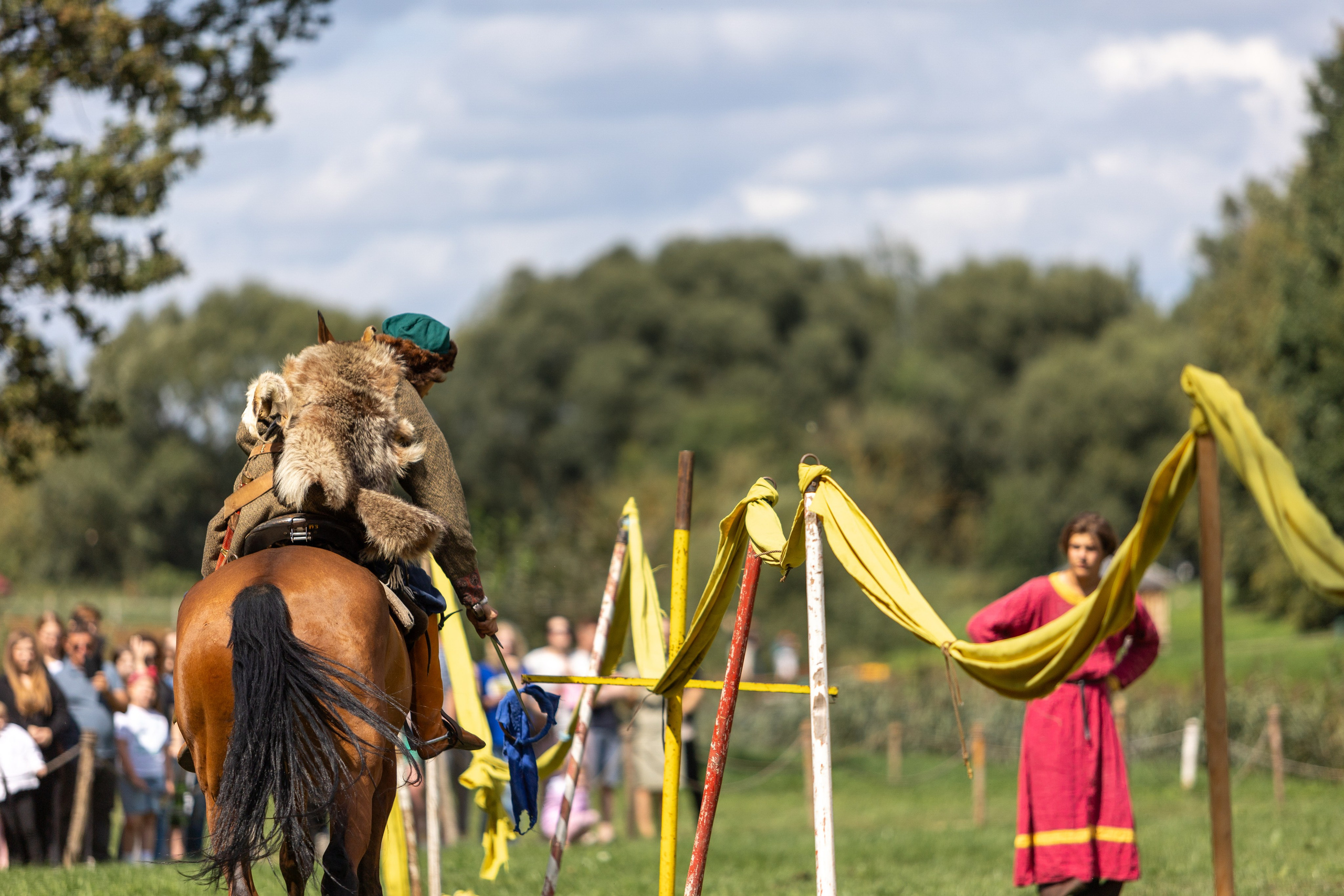 Ежегодный фестиваль средневековья в Дукоре. Профессиональный интерьерный и репортажный фотограф Минск и РБ. Максим Орлов