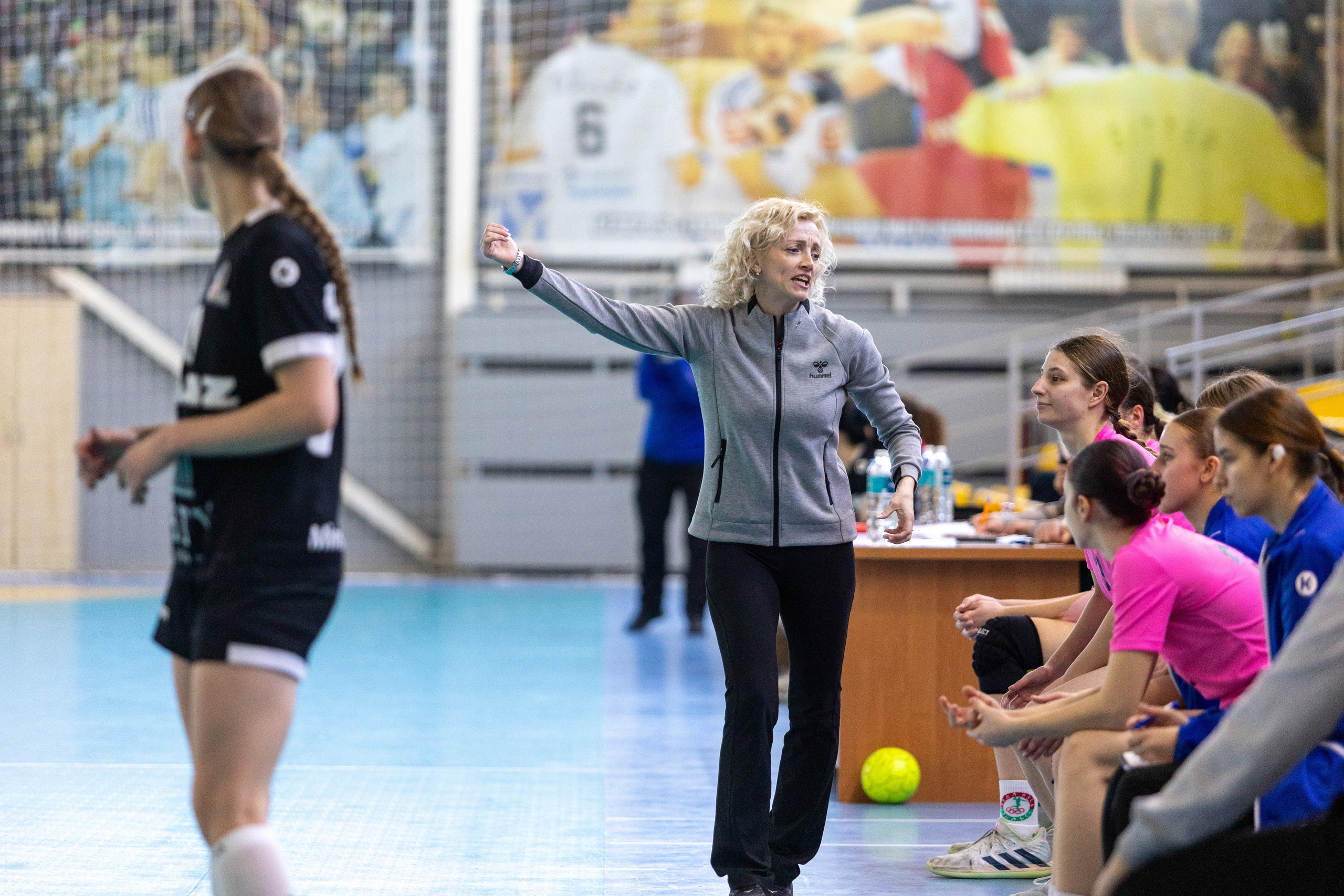 Женский гандбол. Лучшие кадры. БНТУ — Звезда. 08.02.2025. Профессиональный интерьерный и репортажный фотограф Минск и РБ. Максим Орлов