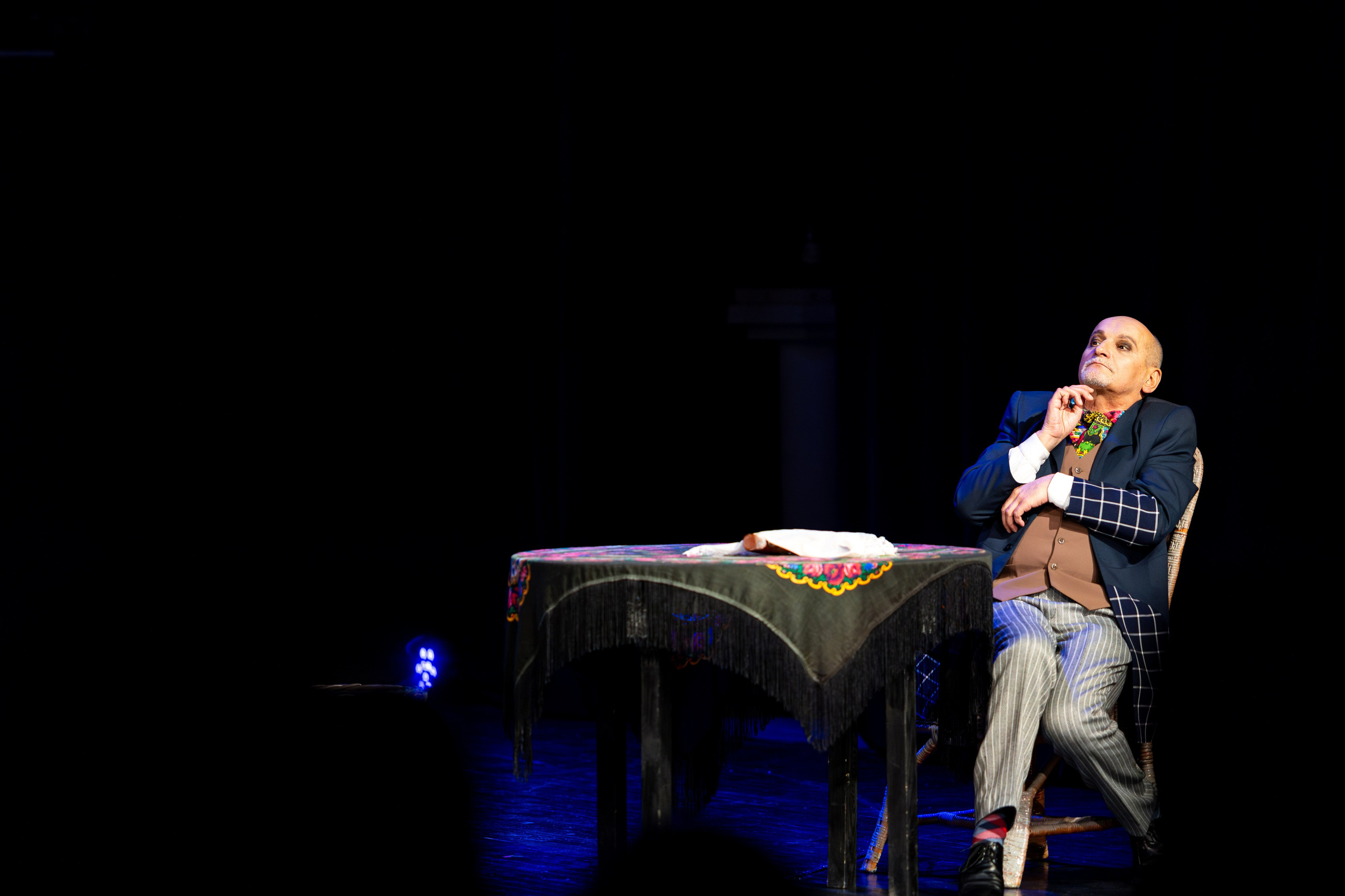 Новый театр «Я вещь». Профессиональный интерьерный и репортажный фотограф Минск и РБ. Максим Орлов