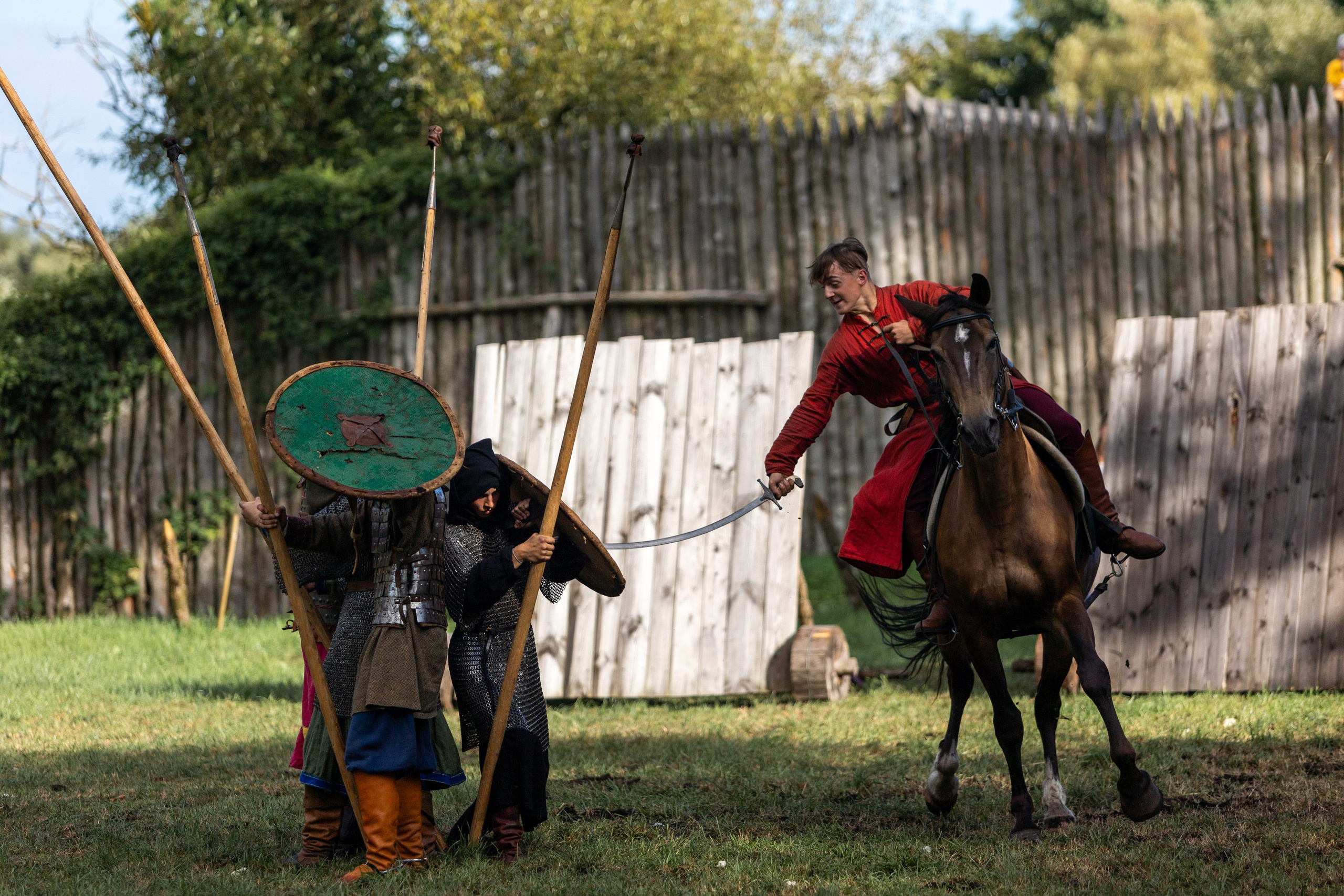Ежегодный фестиваль средневековья в Дукоре. Профессиональный интерьерный и репортажный фотограф Минск и РБ. Максим Орлов