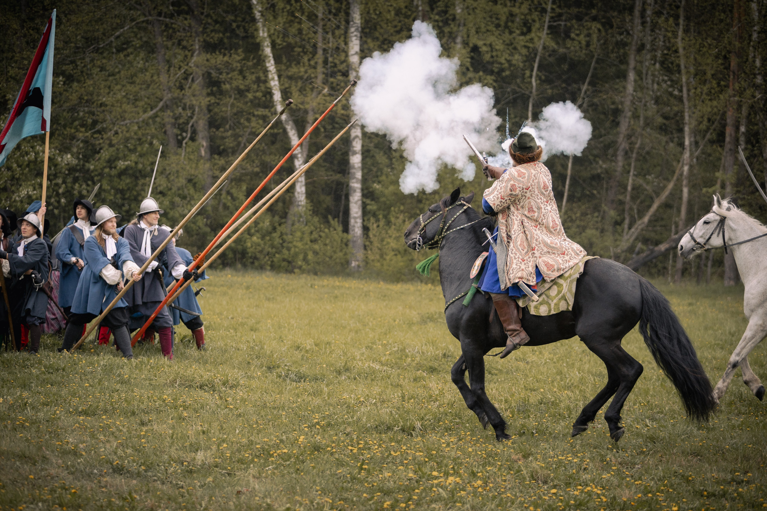 Золотая шпора. Огнем и мечем. День третий. Бой на поле. Профессиональный интерьерный и репортажный фотограф Минск и РБ. Максим Орлов