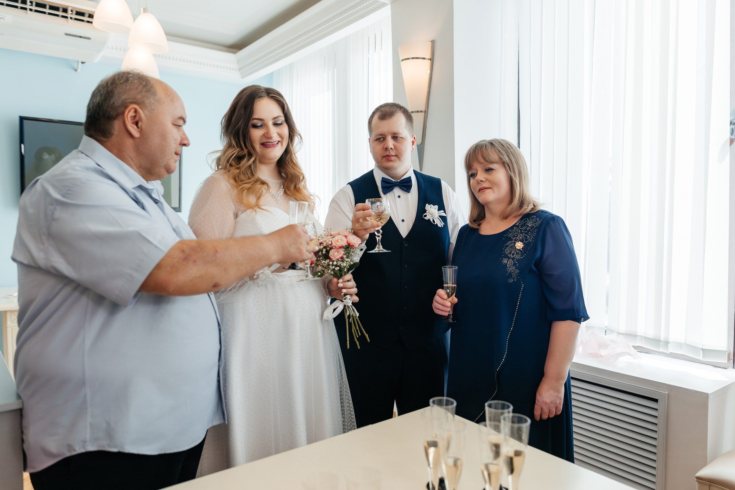 Свадебная фотосессия Рената и Натальи. Профессиональный интерьерный и репортажный фотограф Минск и РБ. Максим Орлов