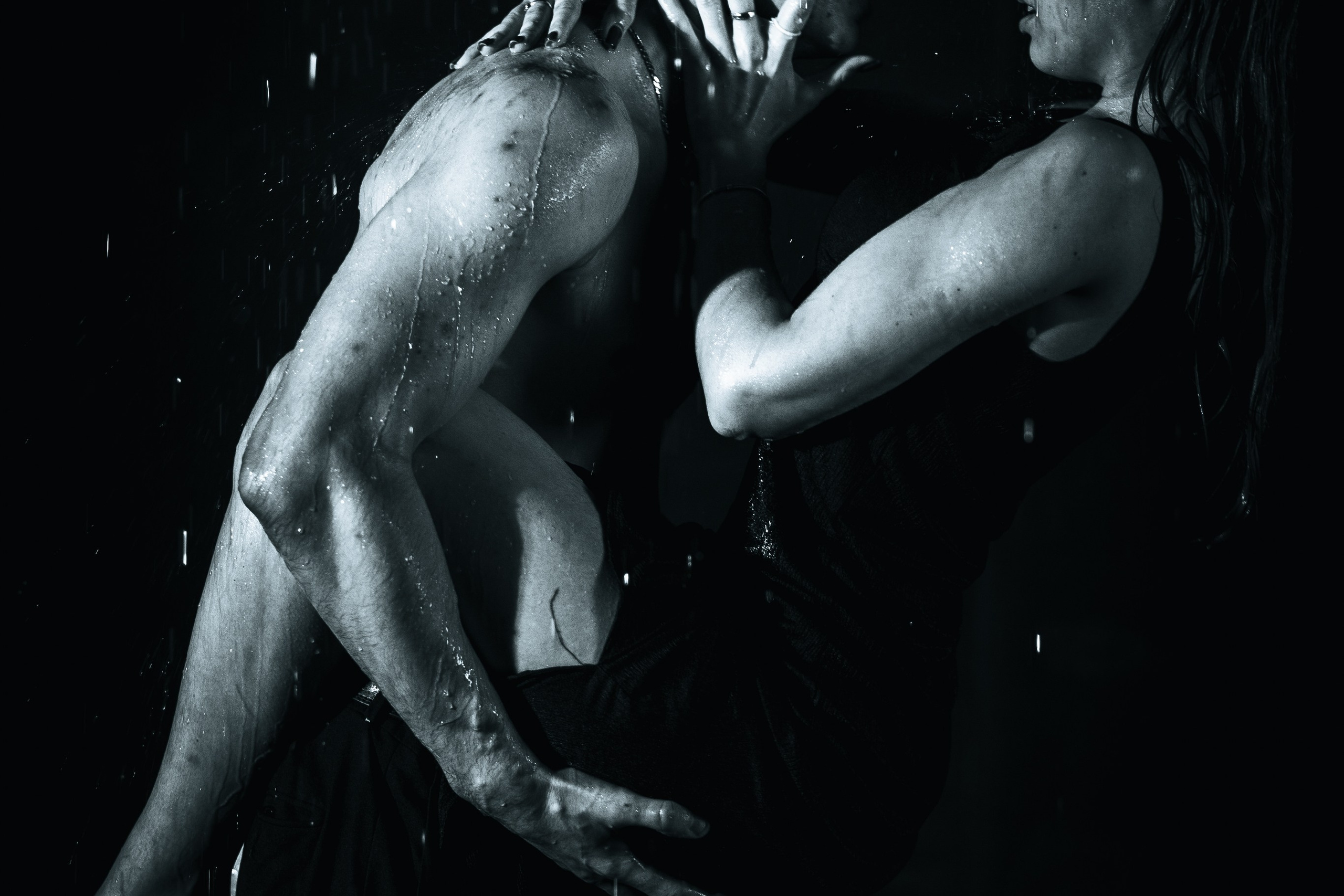 Лав стори в душе двух влюбленных. Профессиональный интерьерный и репортажный фотограф Минск и РБ. Максим Орлов