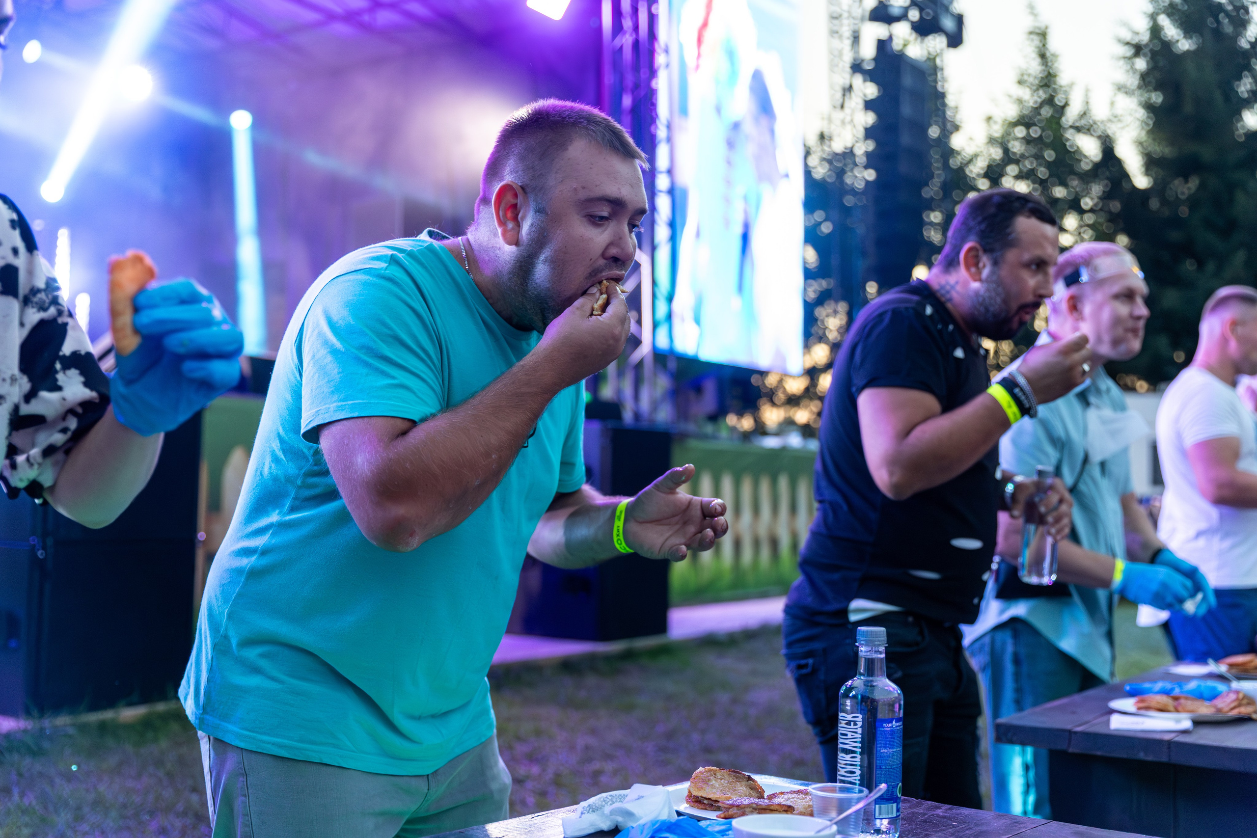 Дискохит. Профессиональный интерьерный и репортажный фотограф Минск и РБ. Максим Орлов