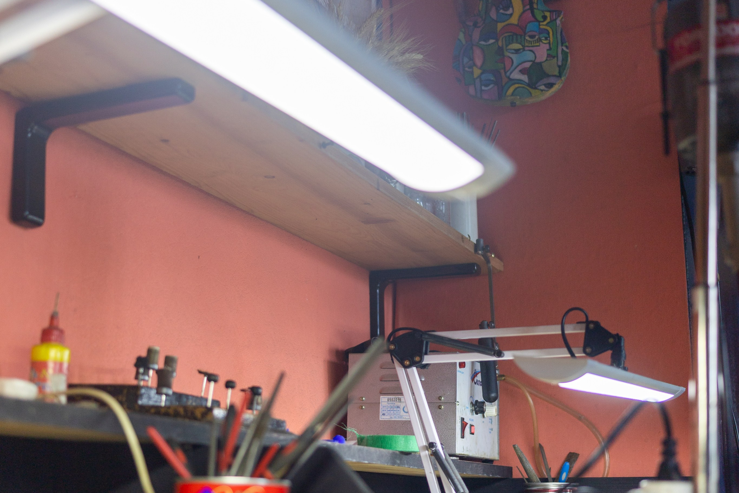 В ювелирной мастерской Артура Николаевича. Профессиональный интерьерный и репортажный фотограф Минск и РБ. Максим Орлов