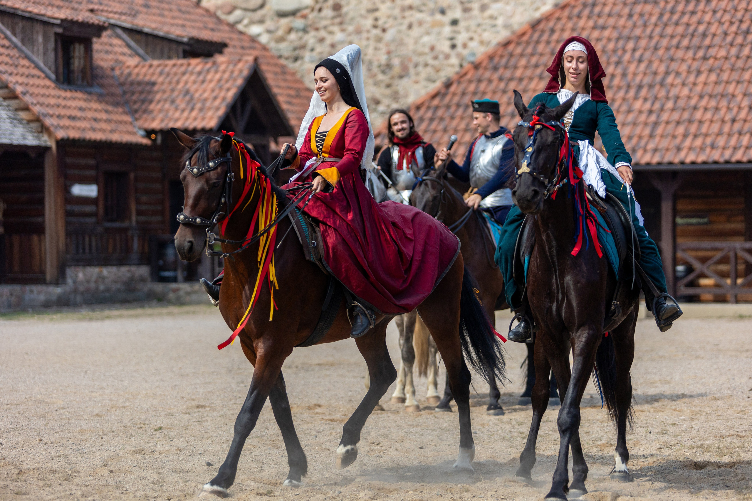 Выступление «Золотой шпоры» на празднике города Лиды. Профессиональный интерьерный и репортажный фотограф Минск и РБ. Максим Орлов