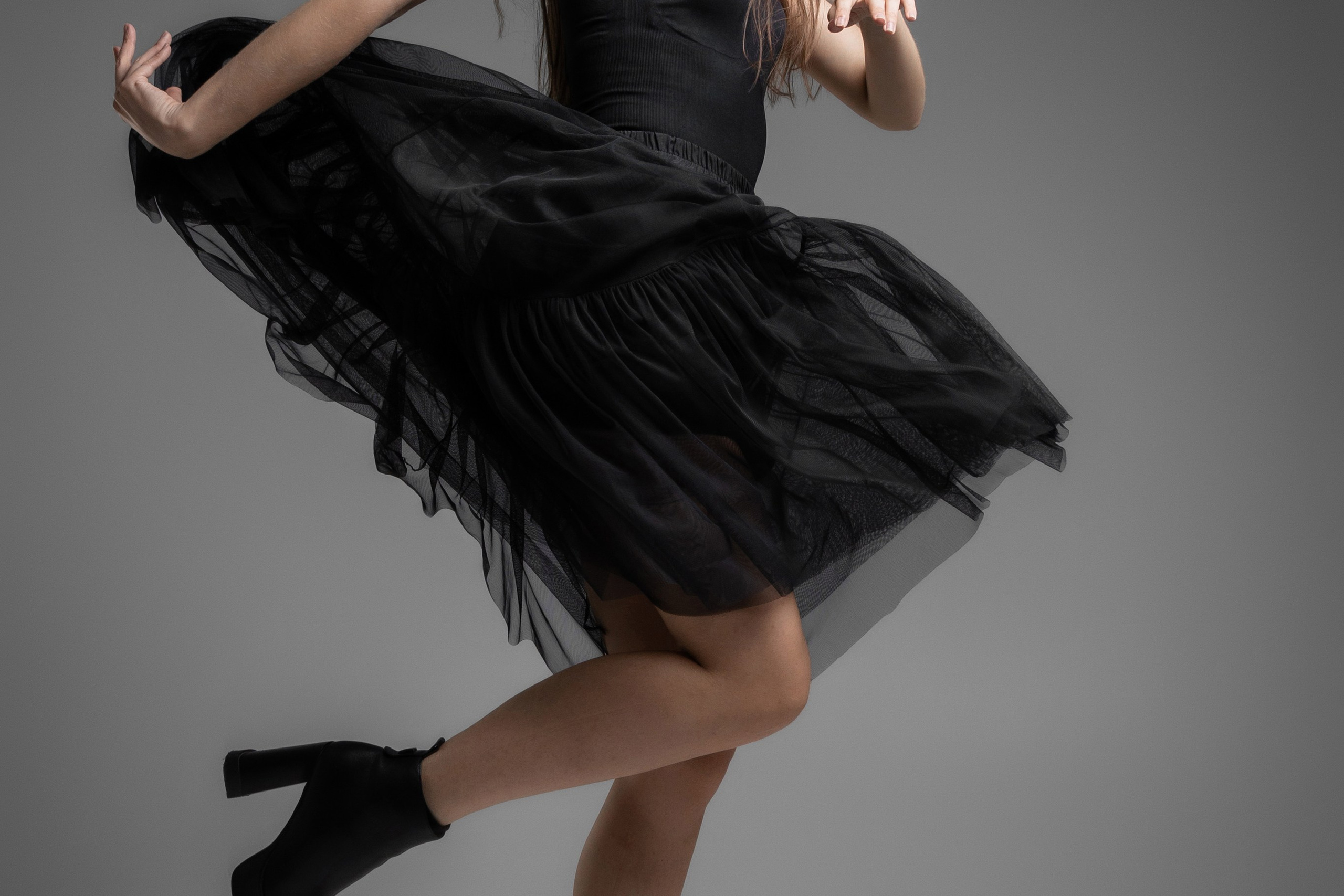 Алена (студийная на циклораме). Профессиональный интерьерный и репортажный фотограф Минск и РБ. Максим Орлов