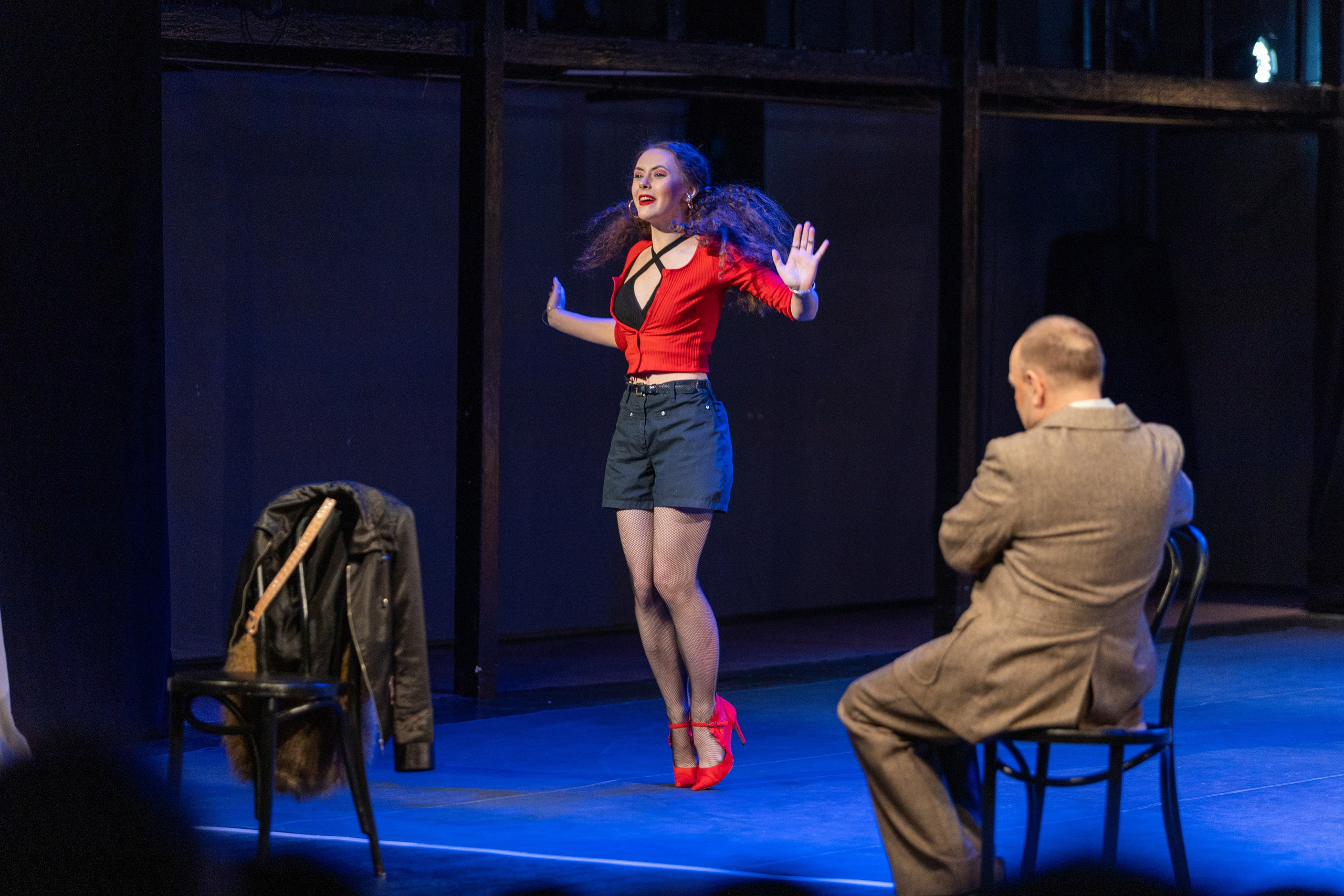 Новый театр «Плачу за любовь». Профессиональный интерьерный и репортажный фотограф Минск и РБ. Максим Орлов