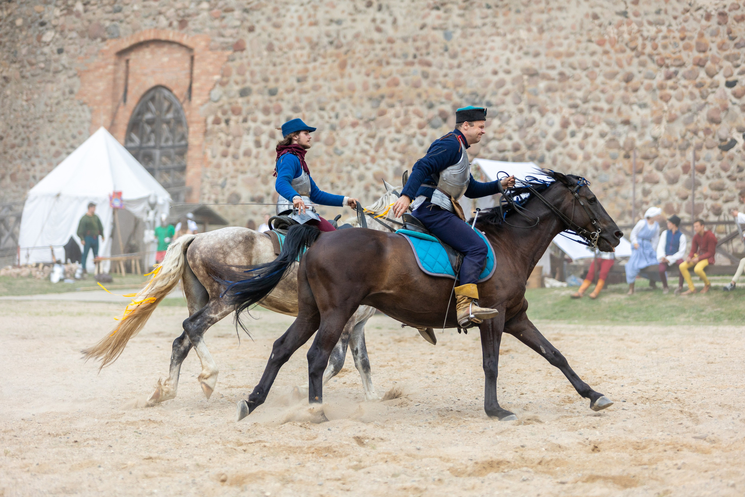 Выступление «Золотой шпоры» на празднике города Лиды. Профессиональный интерьерный и репортажный фотограф Минск и РБ. Максим Орлов
