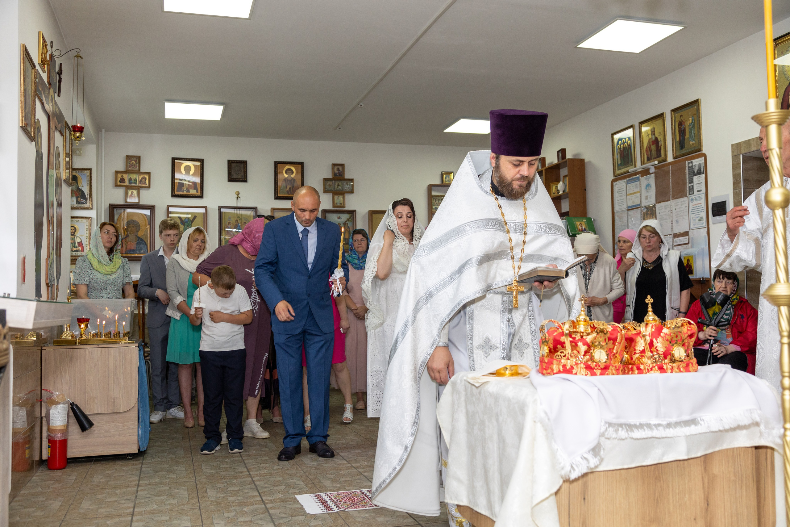 Венчание Михаила и Ольги. Профессиональный интерьерный и репортажный фотограф Минск и РБ. Максим Орлов