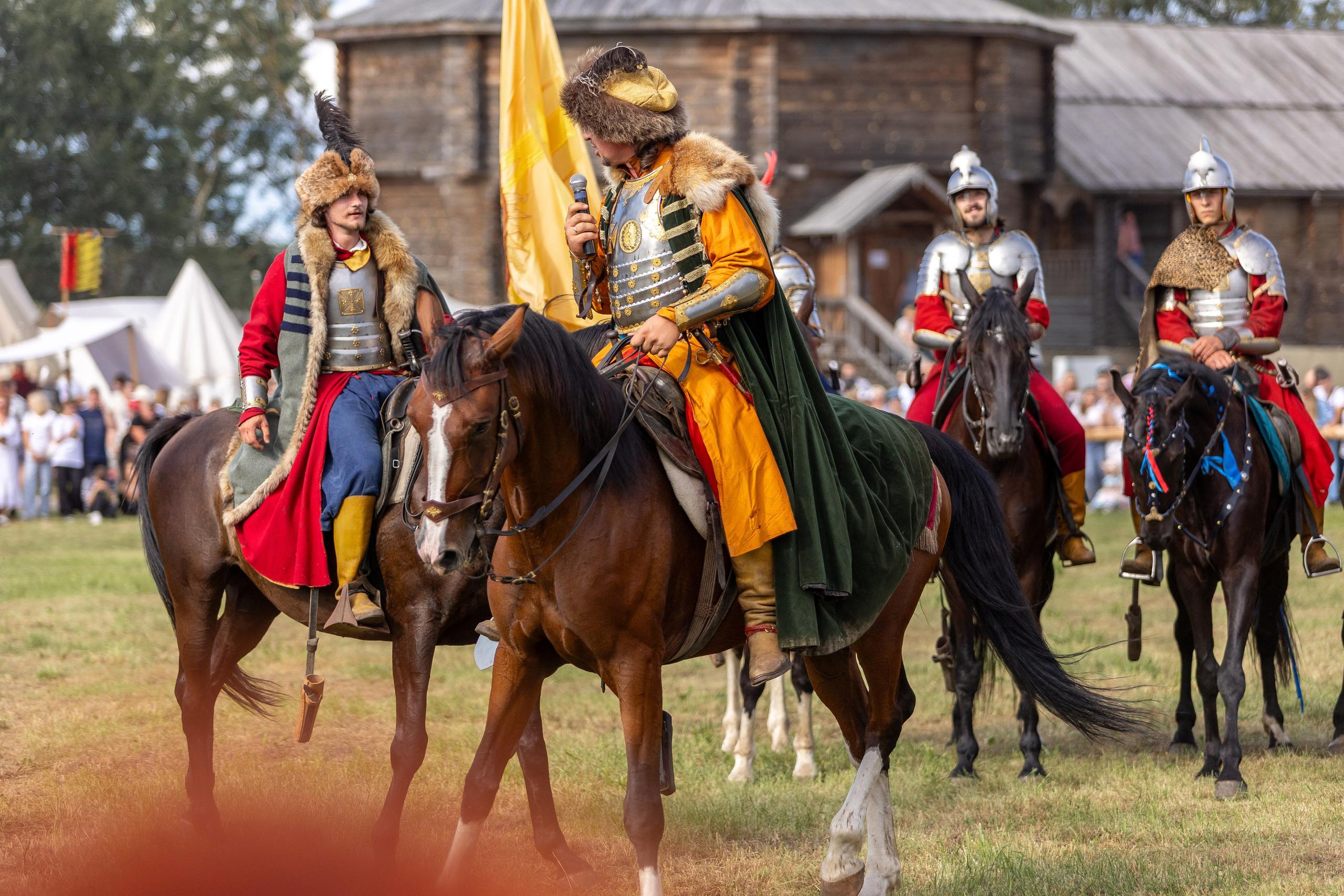 Рыцарский фест. Мстиславль. Профессиональный интерьерный и репортажный фотограф Минск и РБ. Максим Орлов