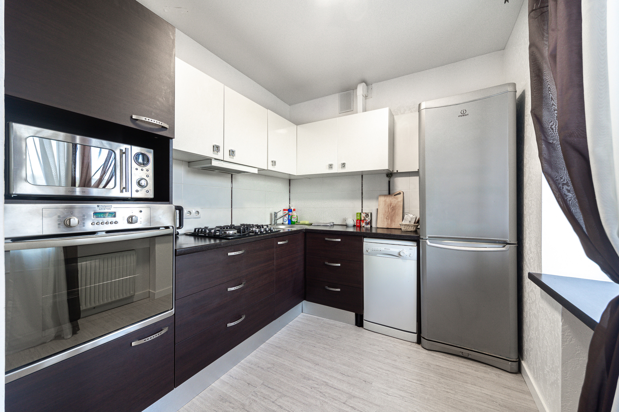 Пр. Независимости 52. Профессиональный интерьерный и репортажный фотограф Минск и РБ. Максим Орлов