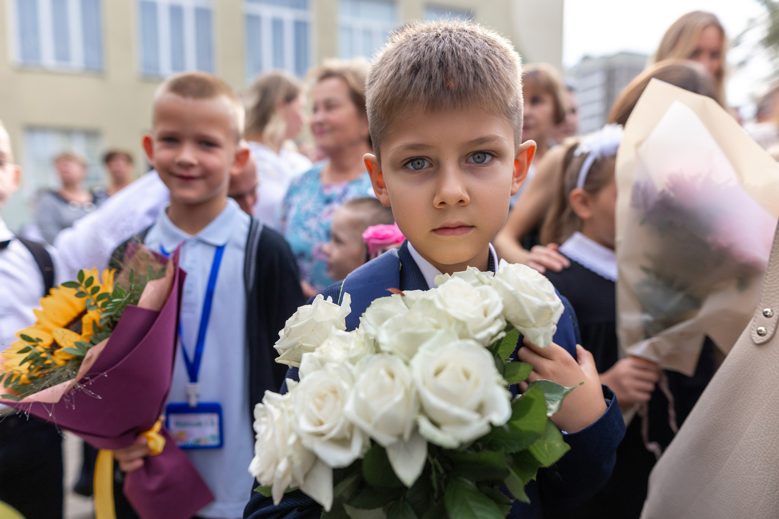 Линейка 1-го сентября. Профессиональный интерьерный и репортажный фотограф Минск и РБ. Максим Орлов