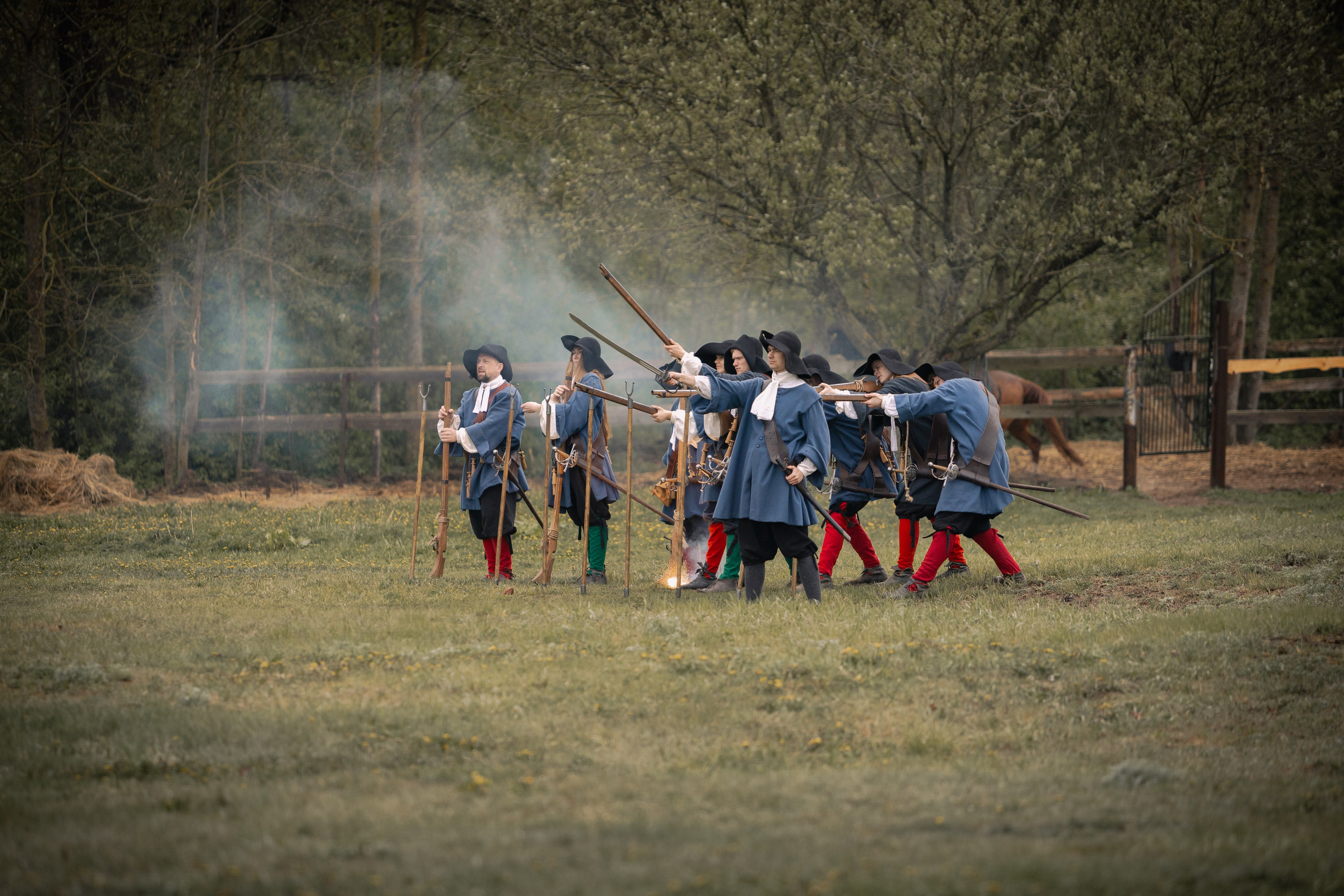 Золотая шпора. Огнем и мечем. День третий. Бой на поле. Профессиональный интерьерный и репортажный фотограф Минск и РБ. Максим Орлов