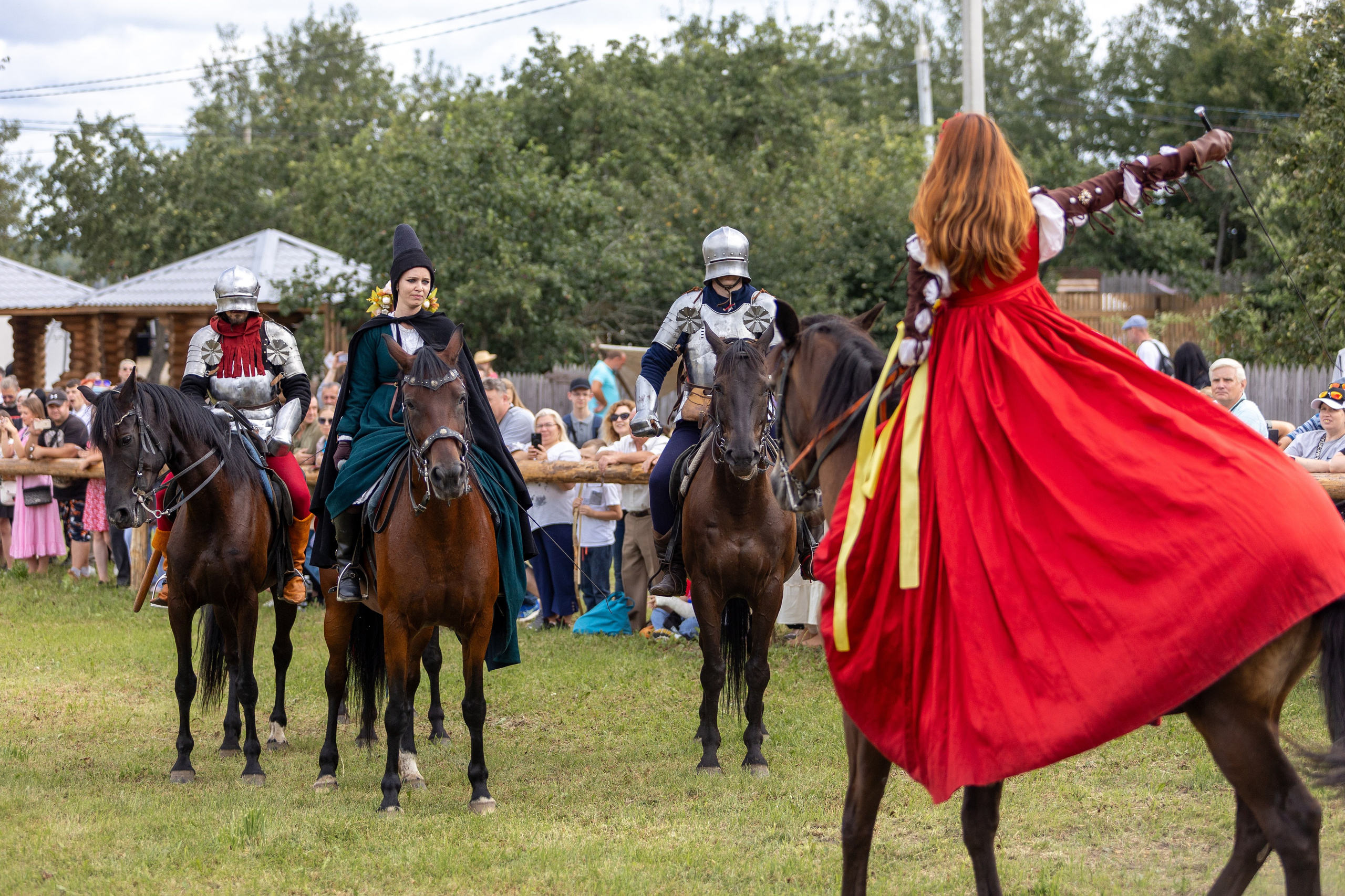 Рыцарский фест. Мстиславль. Профессиональный интерьерный и репортажный фотограф Минск и РБ. Максим Орлов