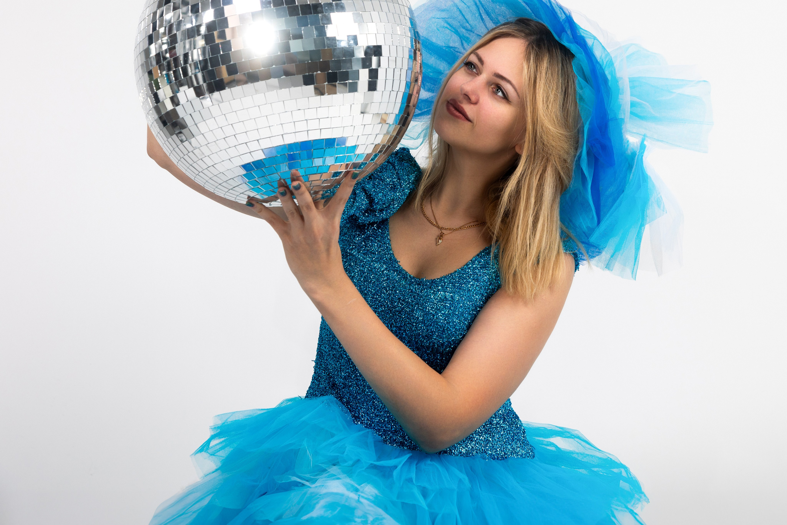 Фотосъемка одежды Юлии Калашниковой. Профессиональный интерьерный и репортажный фотограф Минск и РБ. Максим Орлов