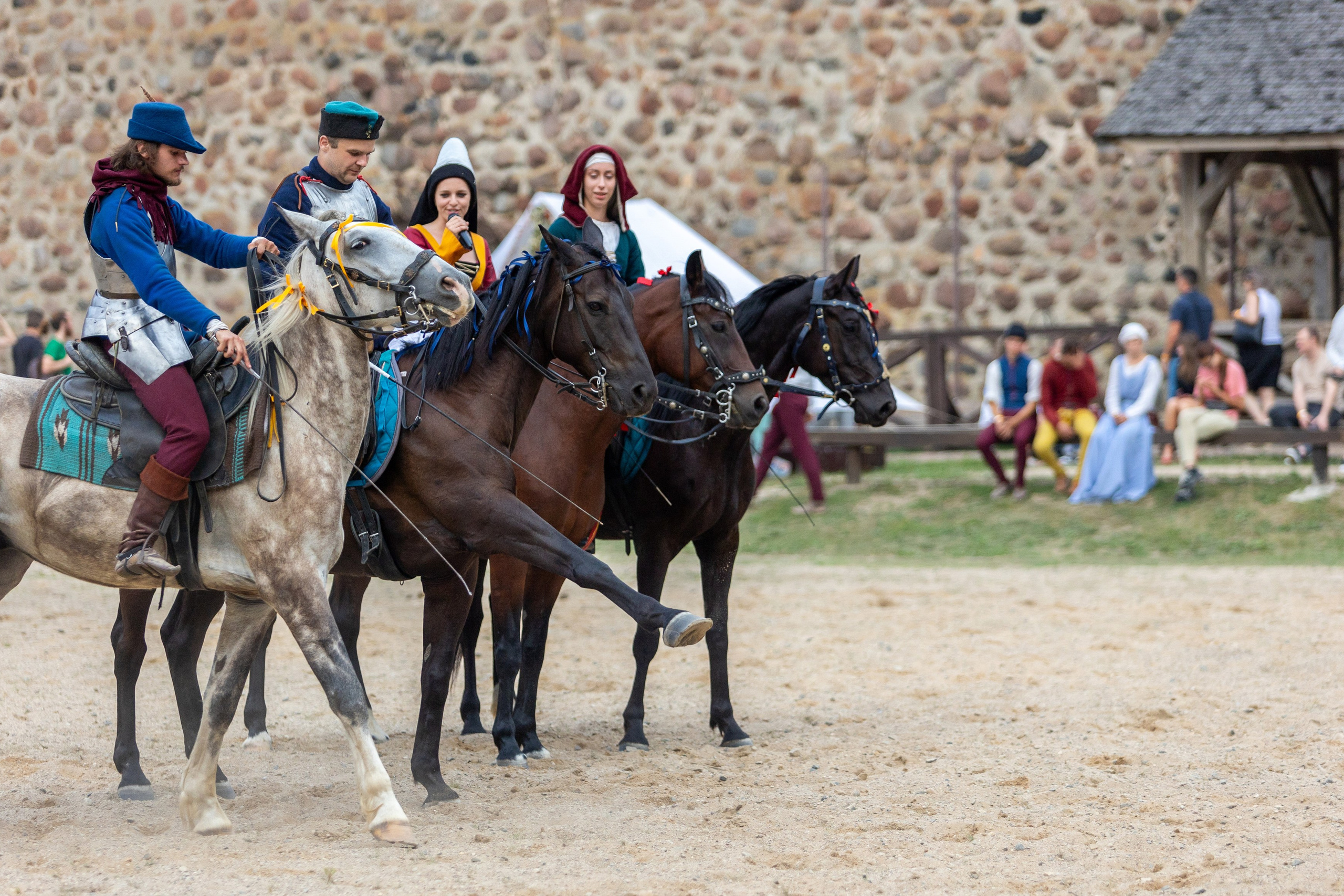Выступление «Золотой шпоры» на празднике города Лиды. Профессиональный интерьерный и репортажный фотограф Минск и РБ. Максим Орлов