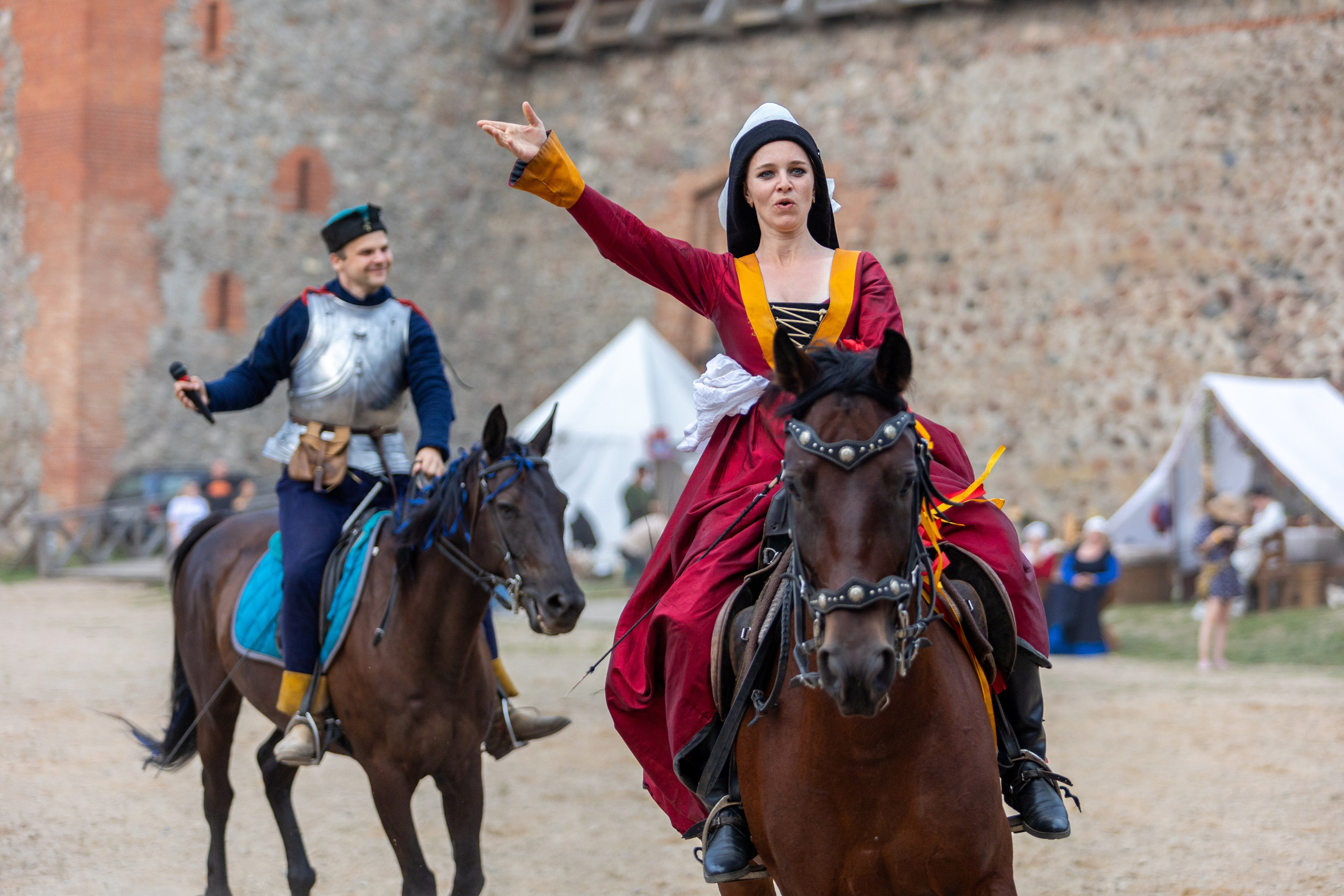 Выступление «Золотой шпоры» на празднике города Лиды. Профессиональный интерьерный и репортажный фотограф Минск и РБ. Максим Орлов