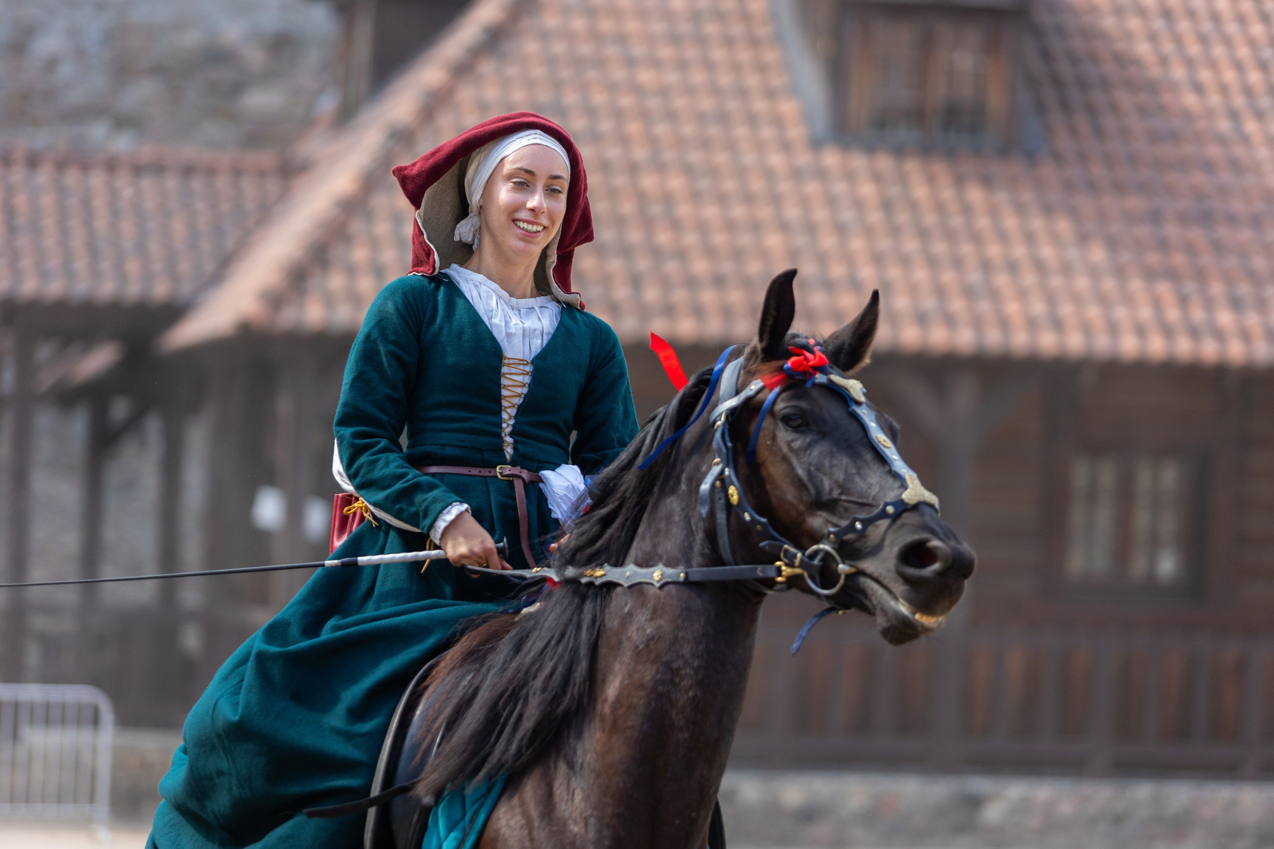 Выступление «Золотой шпоры» на празднике города Лиды. Профессиональный интерьерный и репортажный фотограф Минск и РБ. Максим Орлов