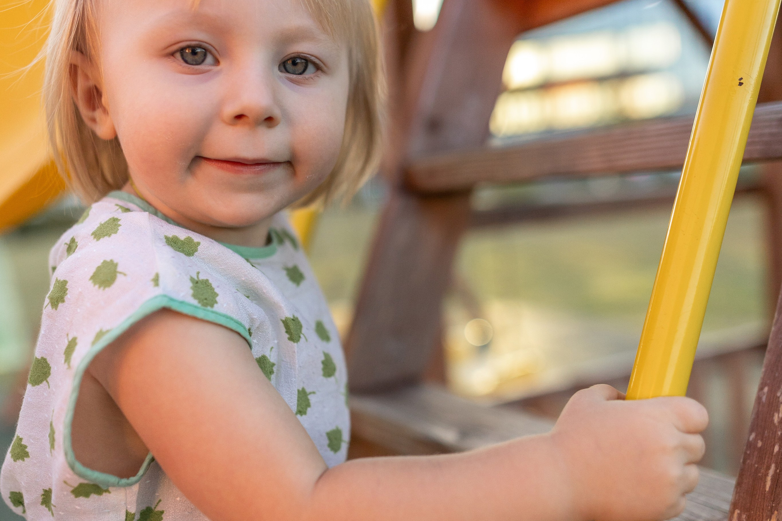Детская живая фотосессия. Профессиональный интерьерный и репортажный фотограф Минск и РБ. Максим Орлов