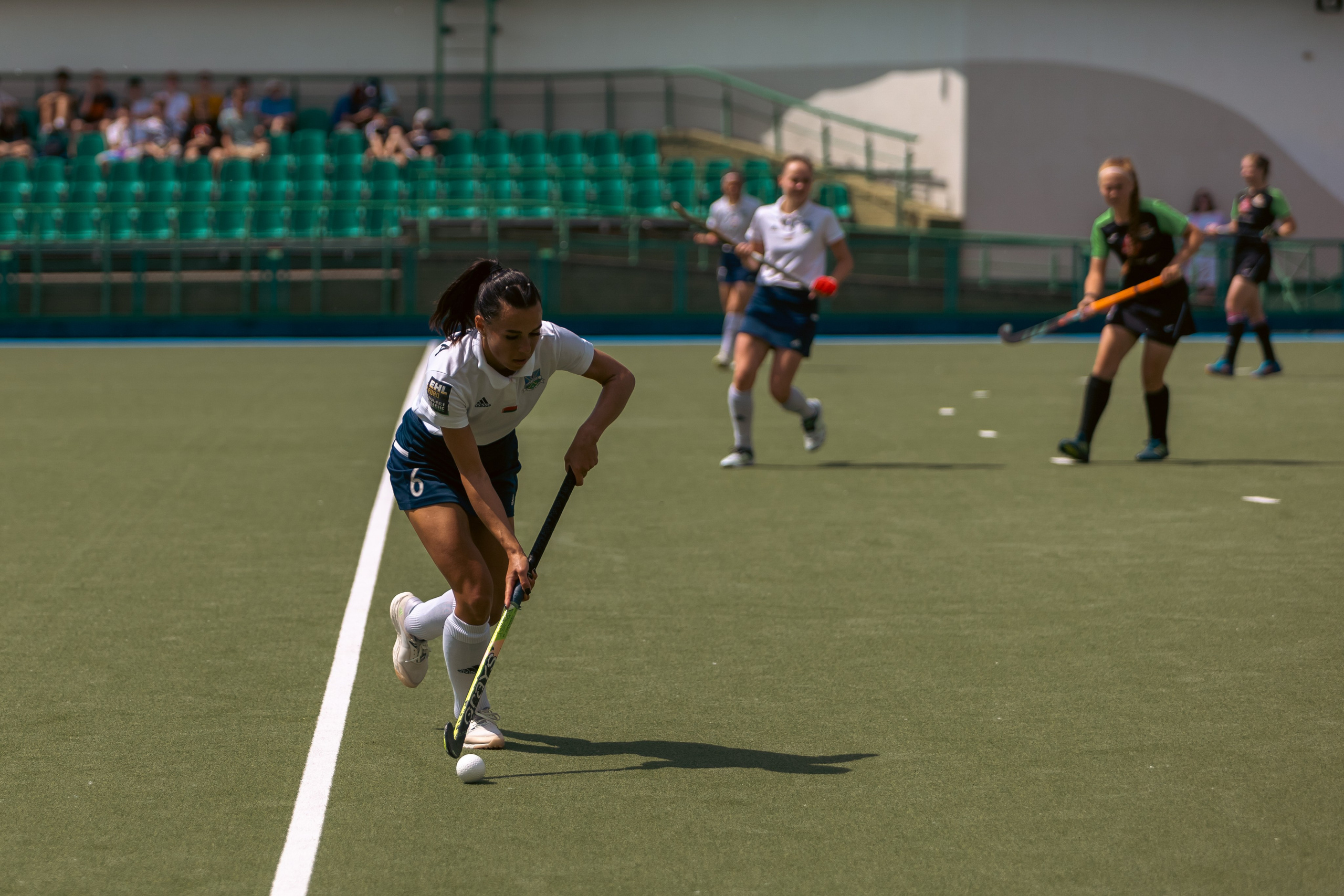 Хоккей на траве. Девушки. Минск — Текстильщик 29.052024. Профессиональный интерьерный и репортажный фотограф Минск и РБ. Максим Орлов
