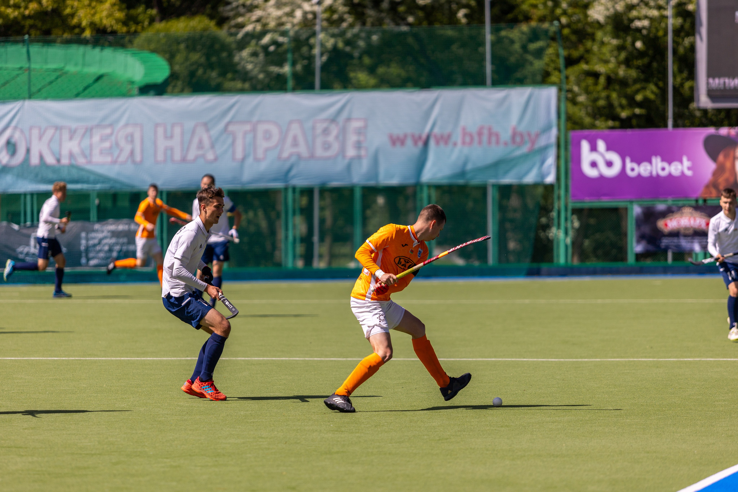 Хоккей на траве. ХК Минск — СК Строитель 12.05.2024. Профессиональный интерьерный и репортажный фотограф Минск и РБ. Максим Орлов