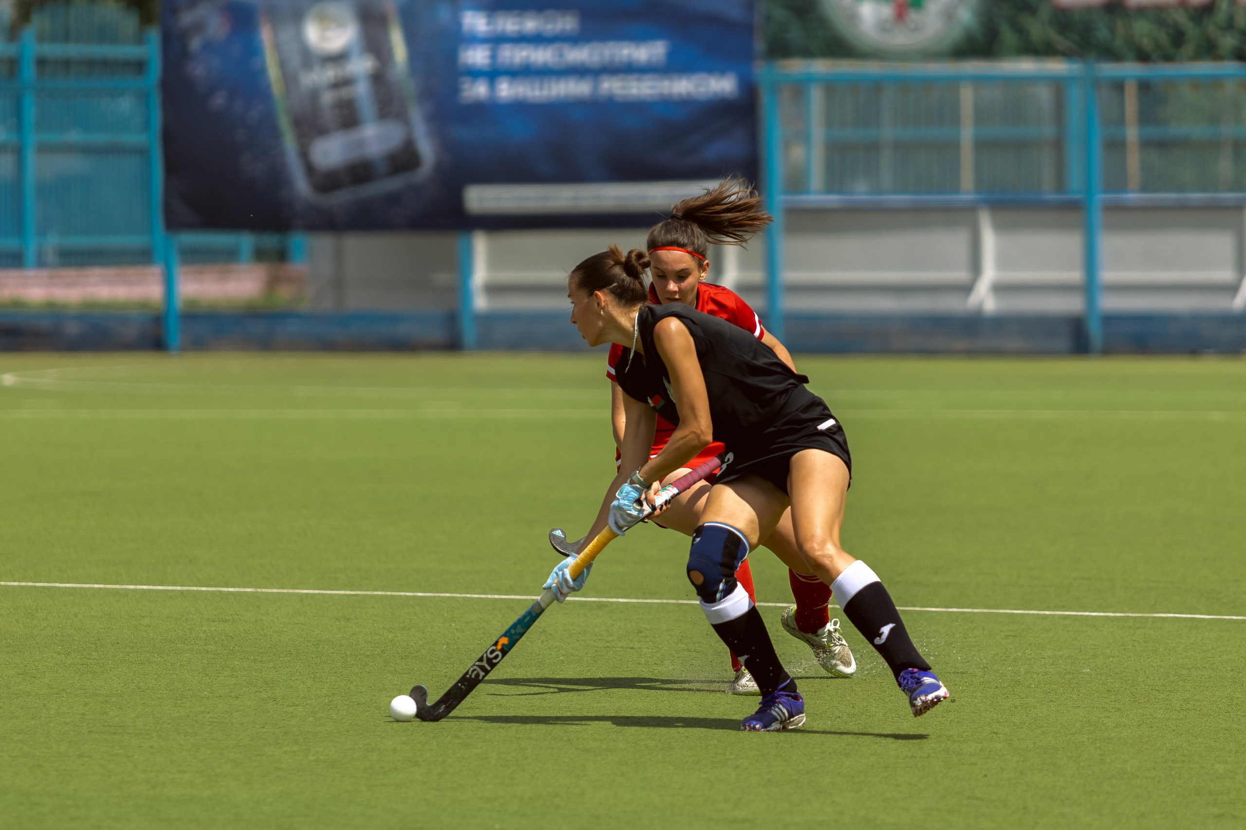 Хоккей на траве. Девушки. Минск — Виктория. 16.06.2024. Профессиональный интерьерный и репортажный фотограф Минск и РБ. Максим Орлов