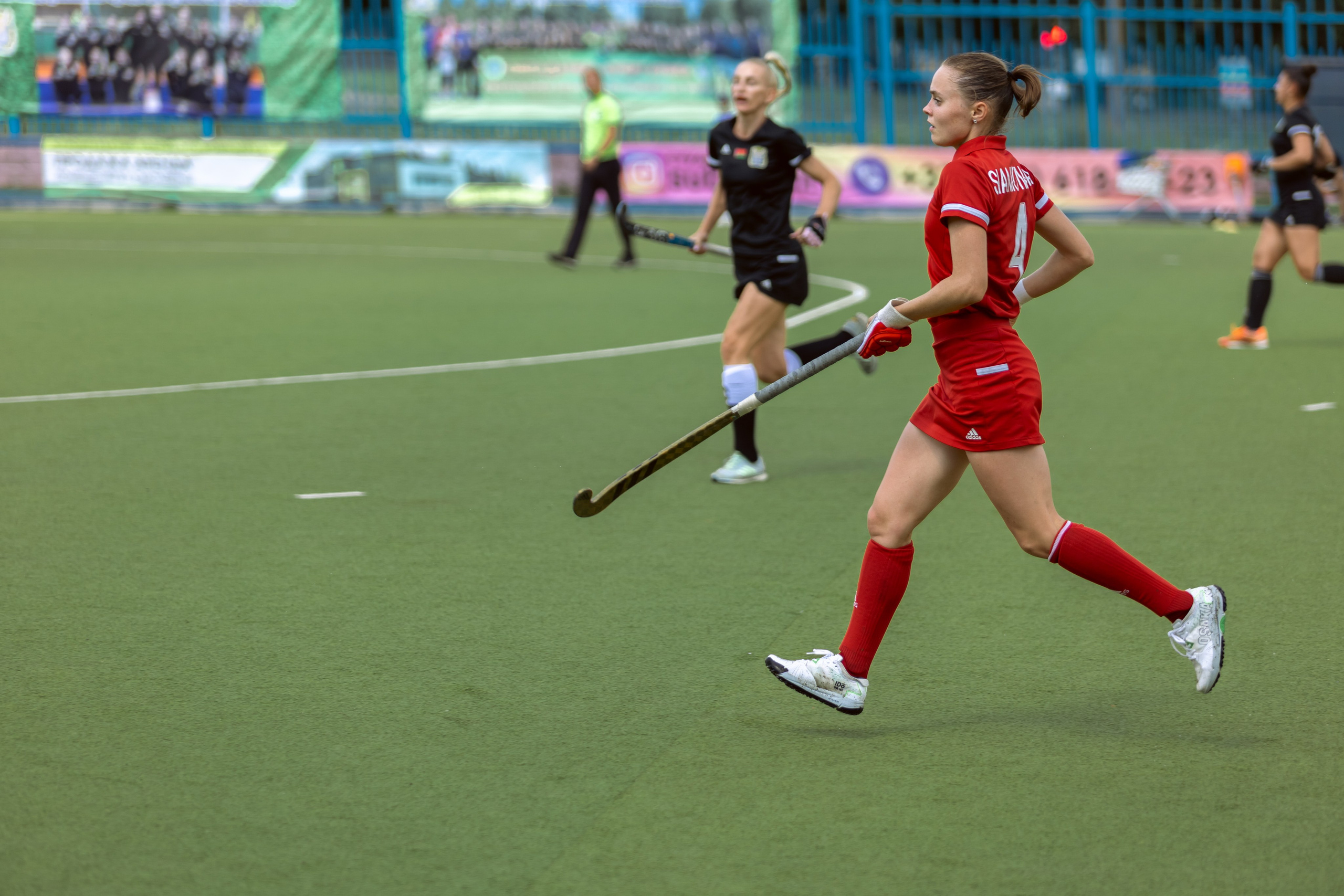 Хоккей на траве. Девушки. Минск — Виктория. 16.06.2024. Профессиональный интерьерный и репортажный фотограф Минск и РБ. Максим Орлов