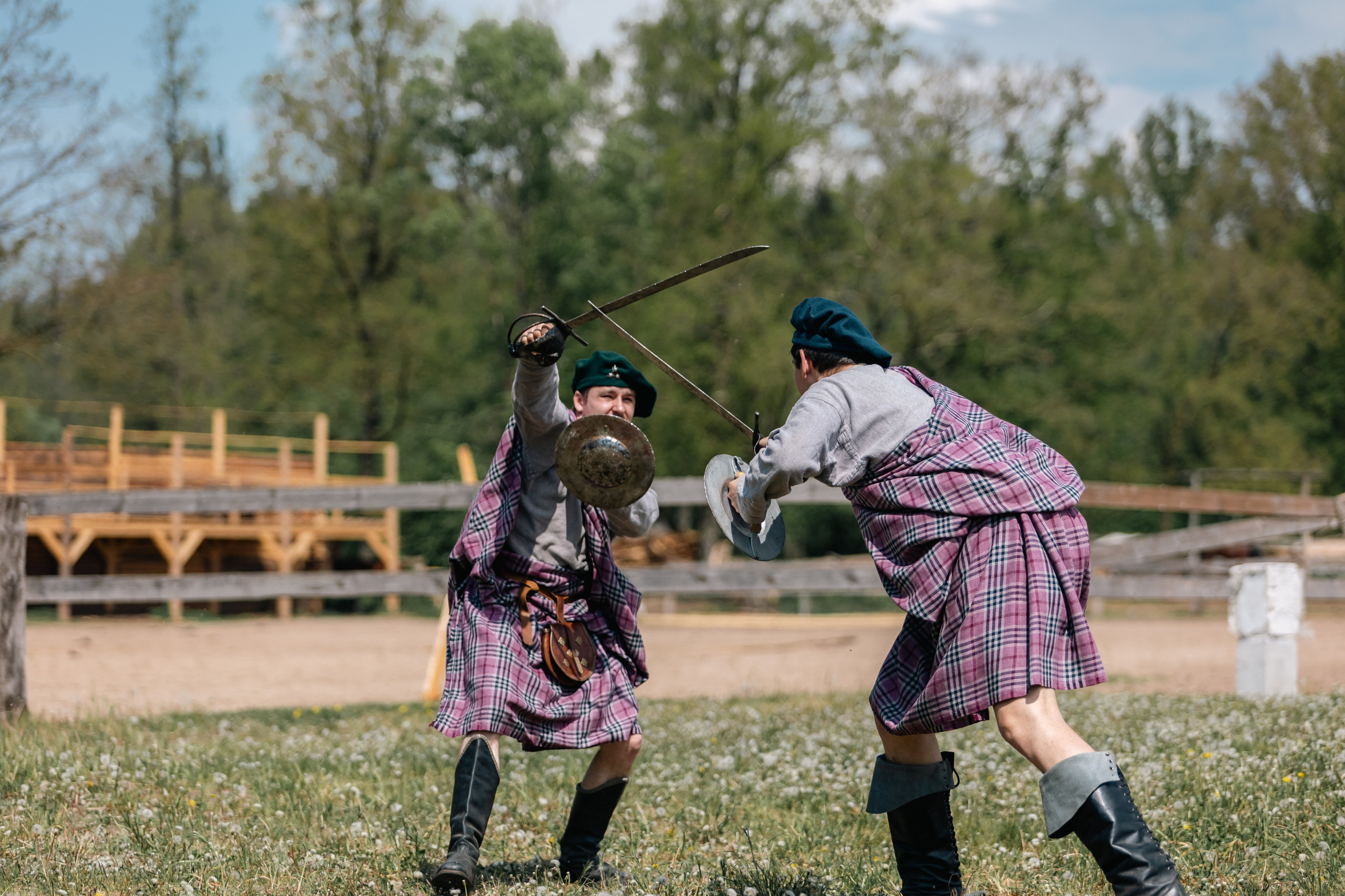 Золотая шпора. Маневры 17 века. Профессиональный интерьерный и репортажный фотограф Минск и РБ. Максим Орлов