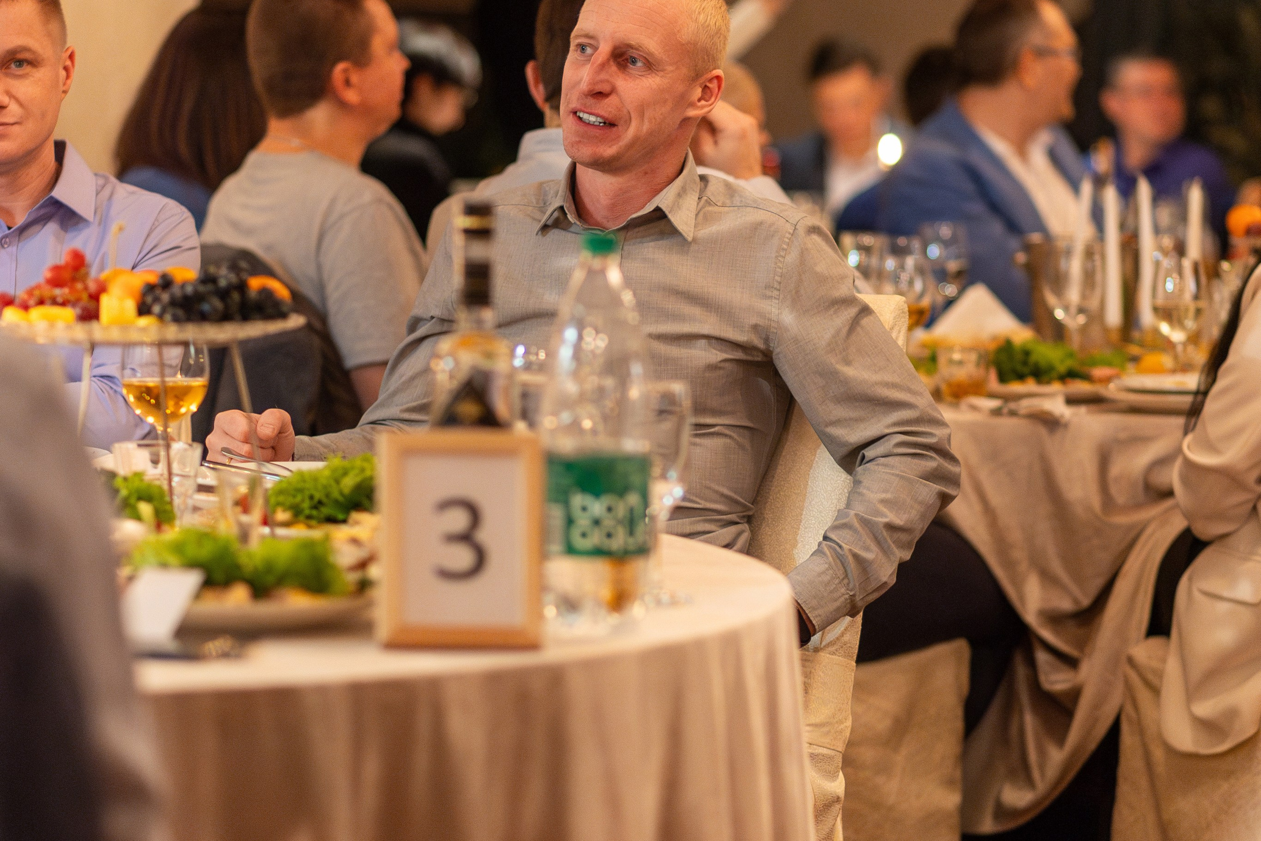 Новогодний корпоратив. Профессиональный интерьерный и репортажный фотограф Минск и РБ. Максим Орлов